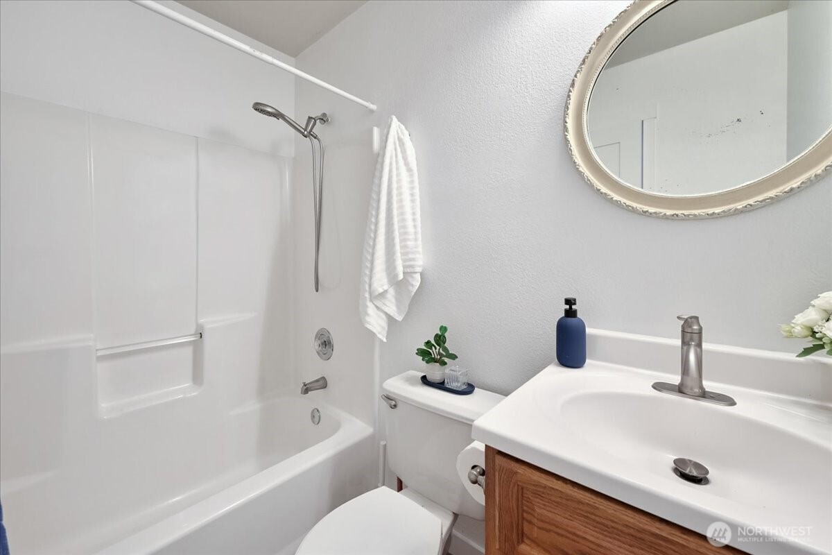 6607 69th Street Property Photo 16