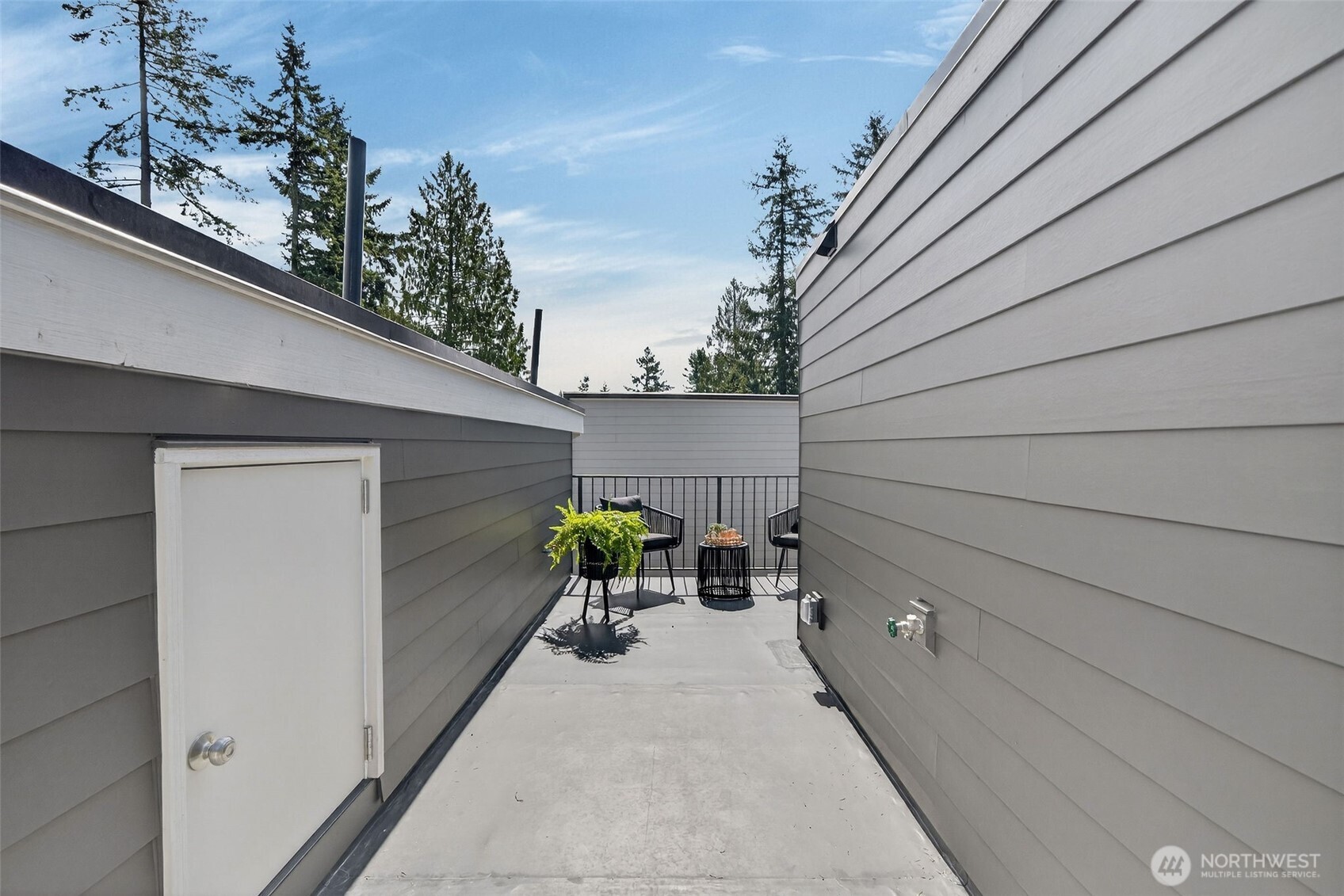 221 Ne 185th Street B Property Photo 29