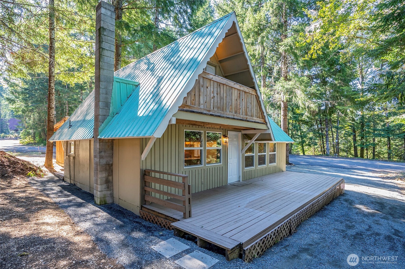120 Cascade Drive Property Photo 4