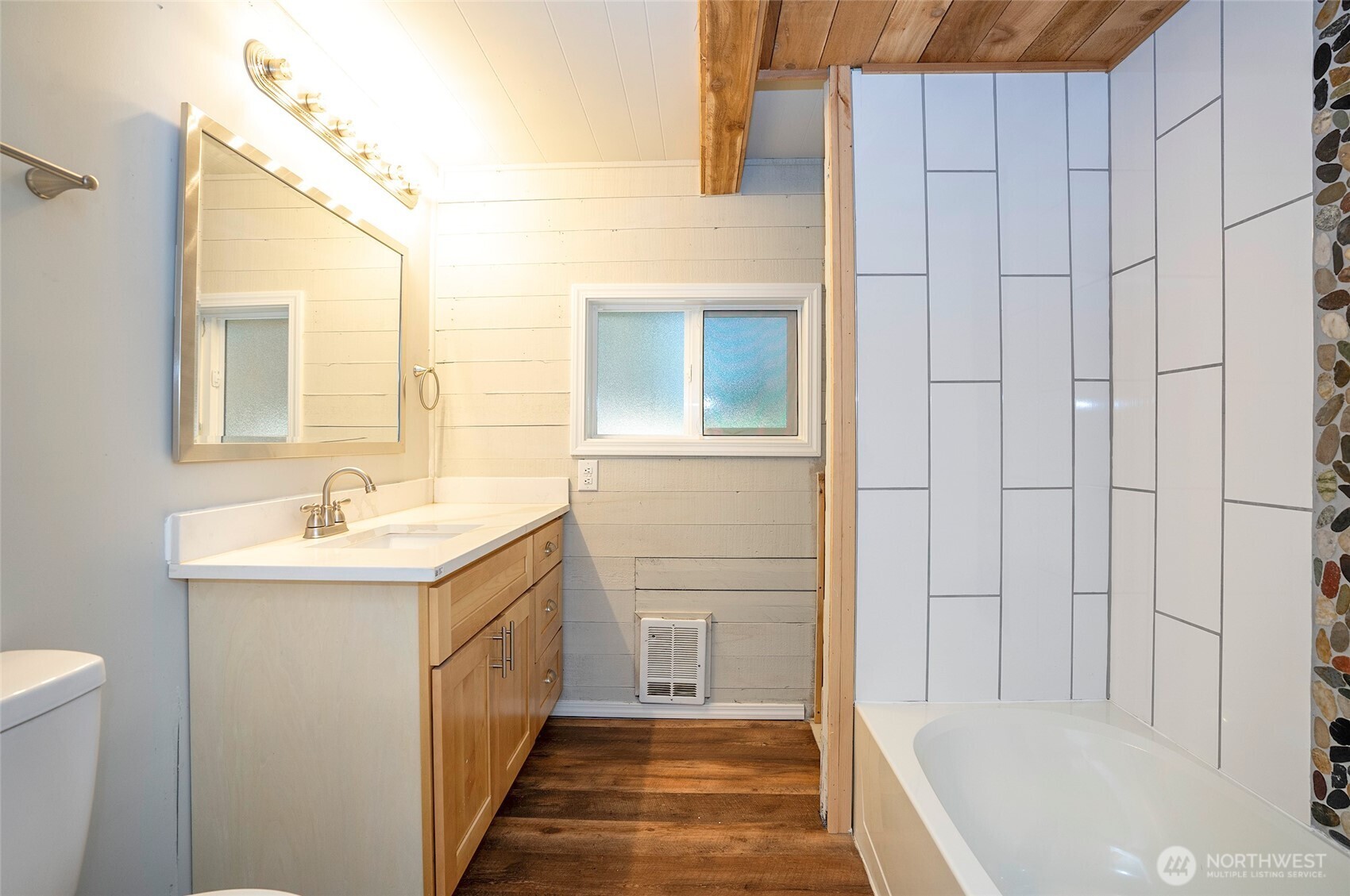 120 Cascade Drive Property Photo 24