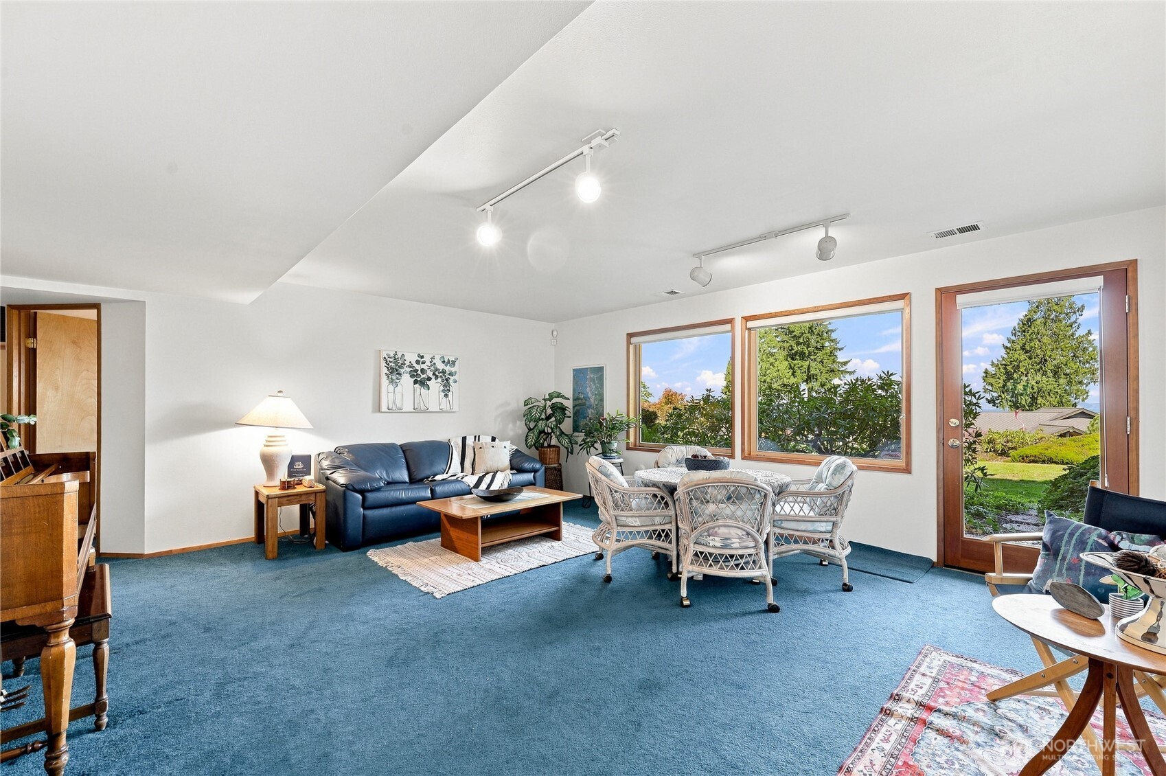 65 Montgomery Court Property Photo 30