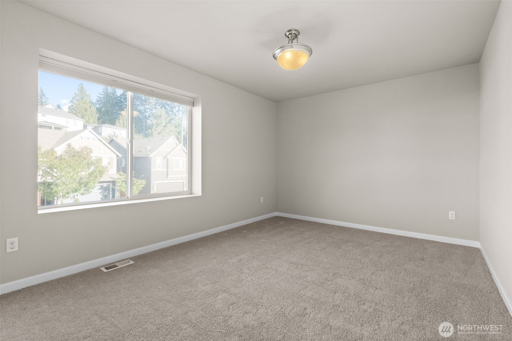 10546 Sentinel Drive Property Photo 26