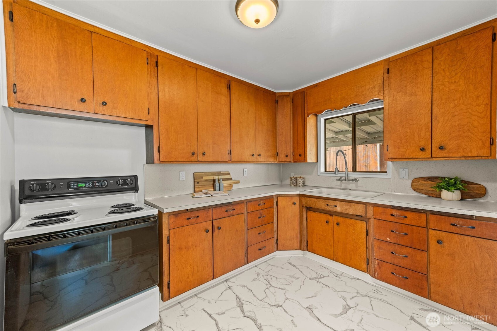 5212 Yakima Avenue Property Photo 14
