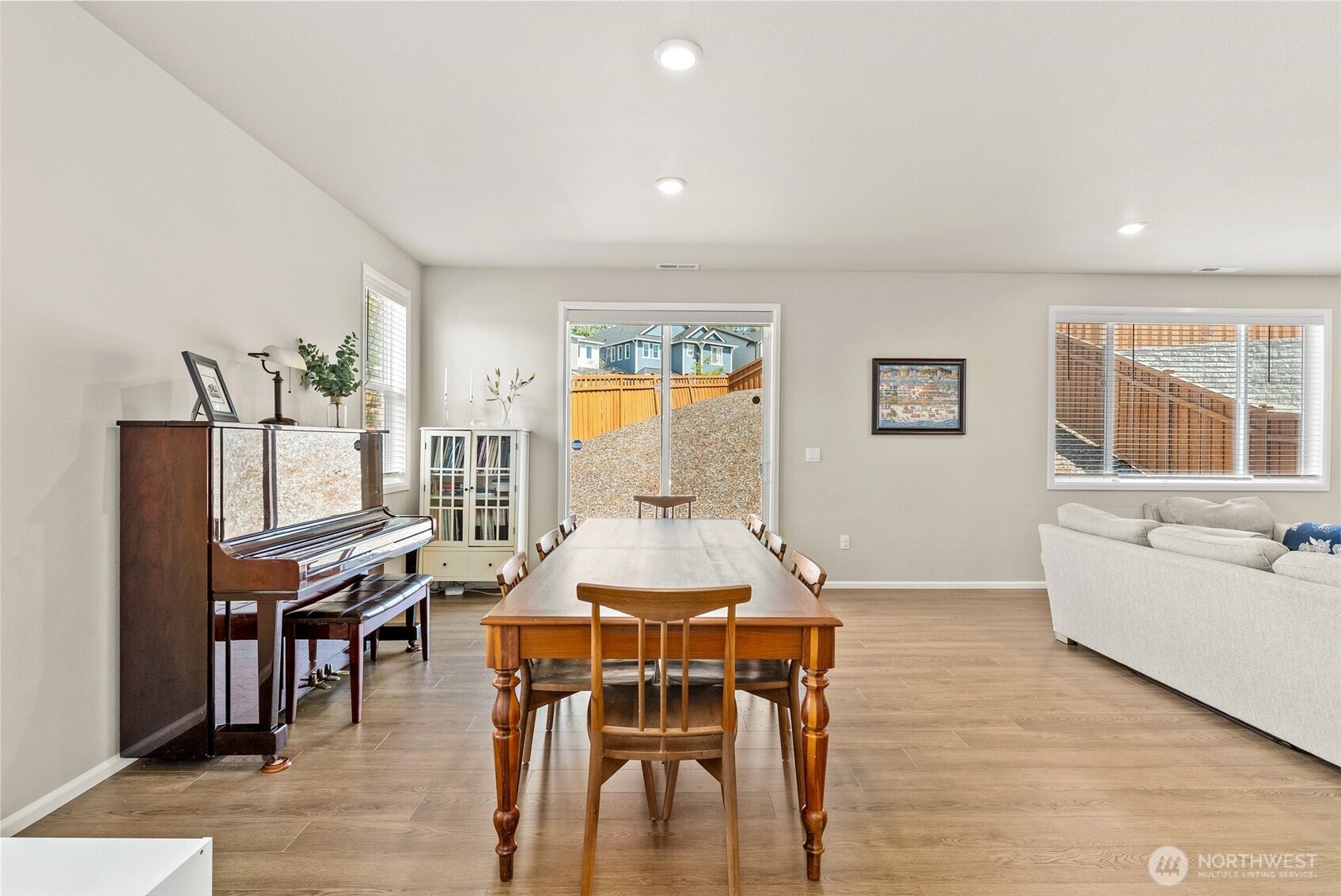 14825 Tyee Drive Property Photo 8