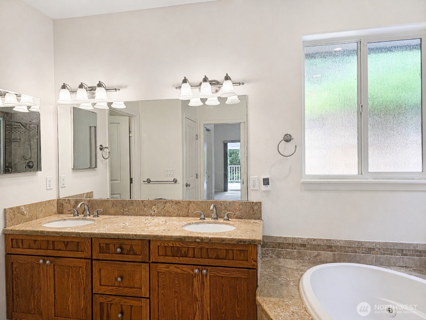 936 Stephenson Drive Property Photo 14