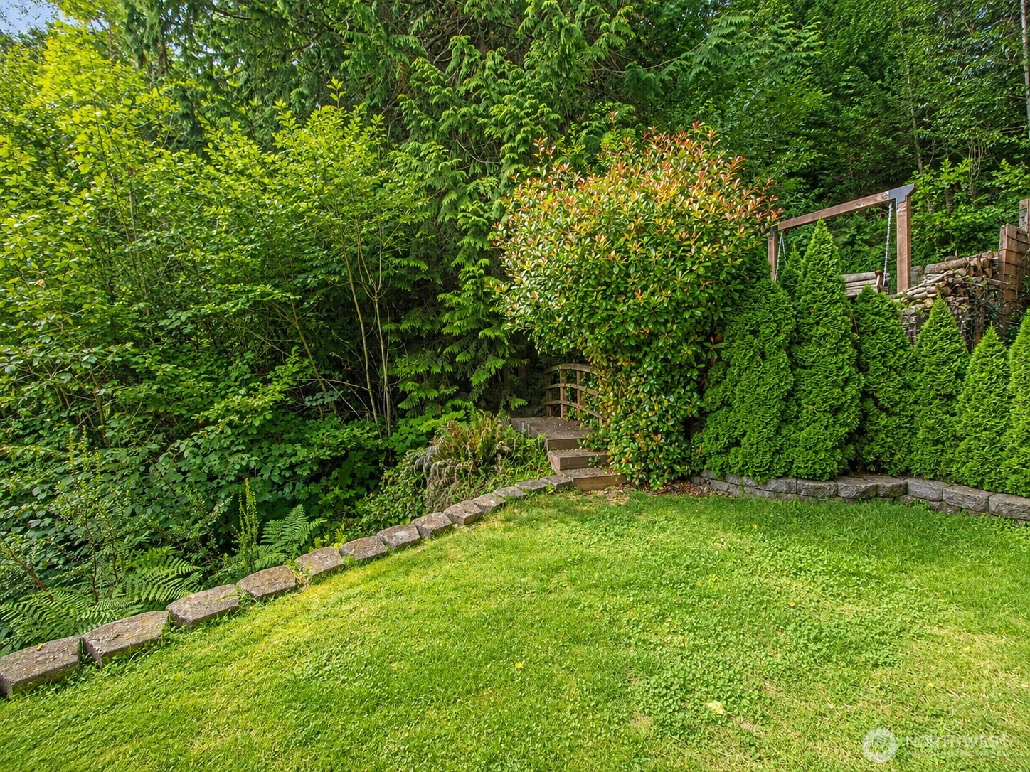 936 Stephenson Drive Property Photo 27