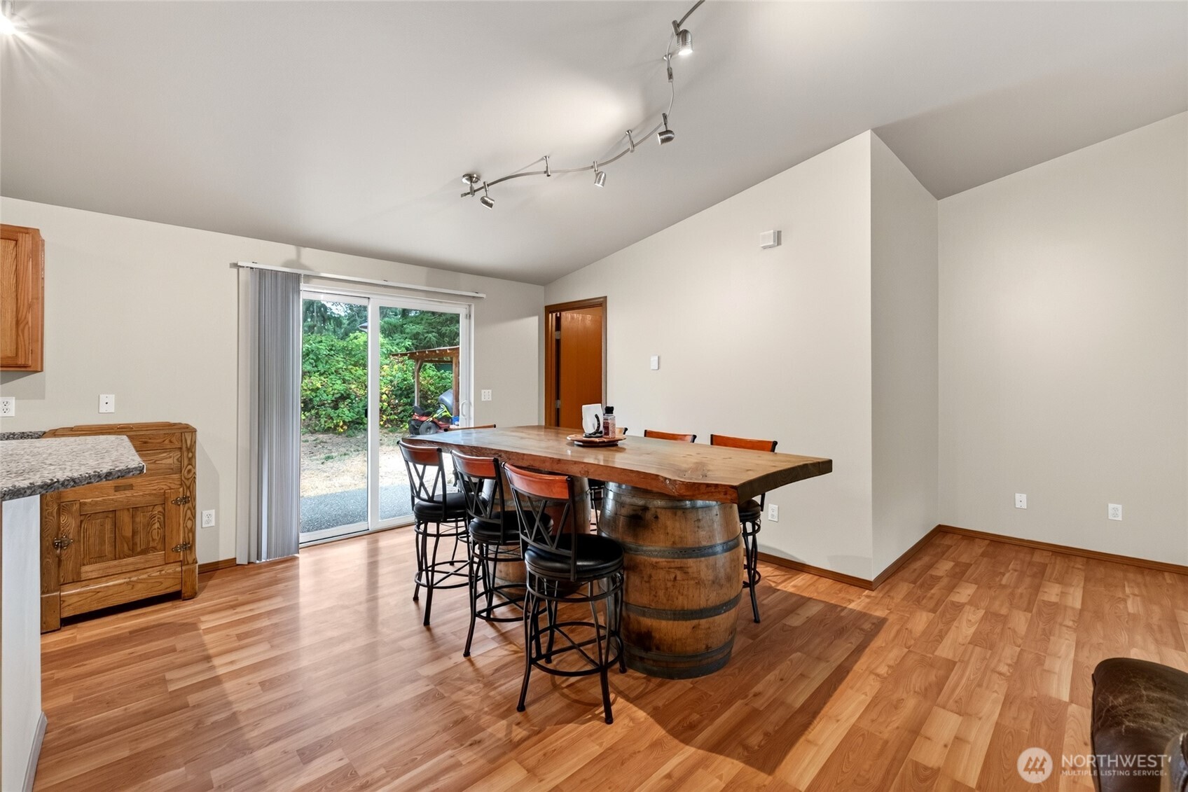 8121 349th Street Property Photo 9