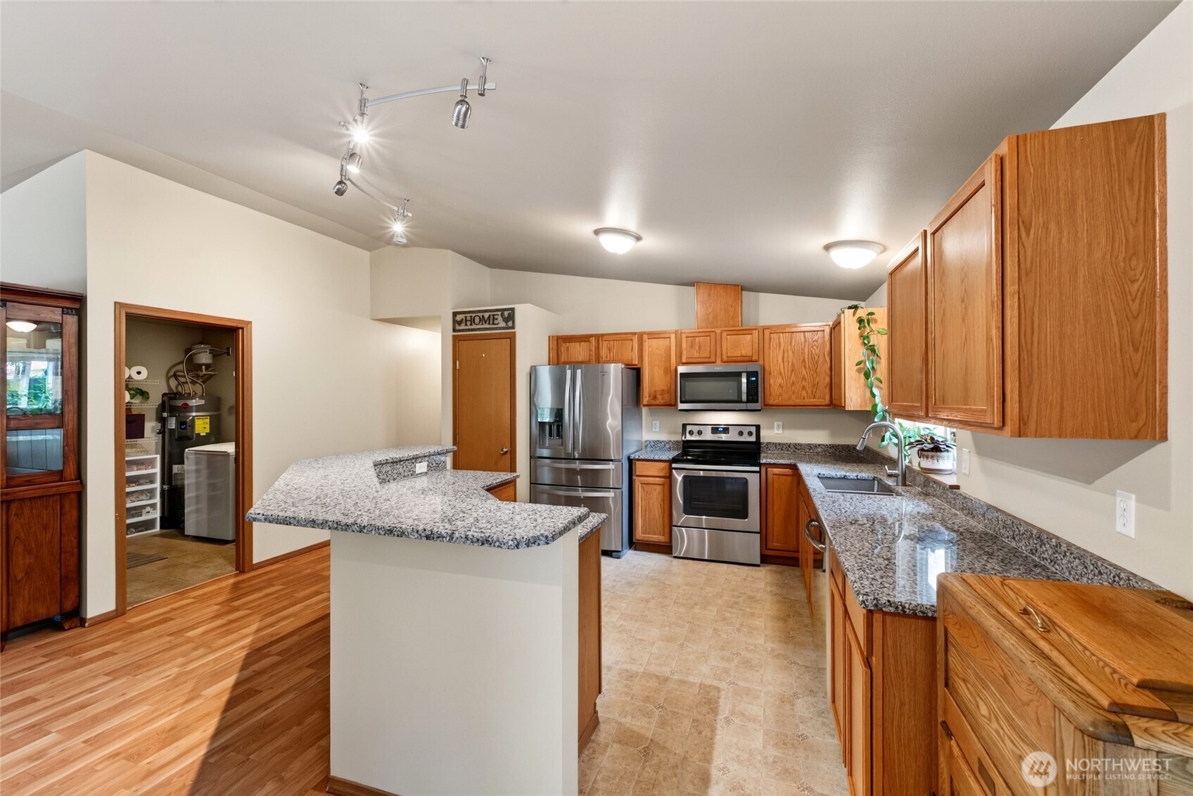 8121 349th Street Property Photo 12