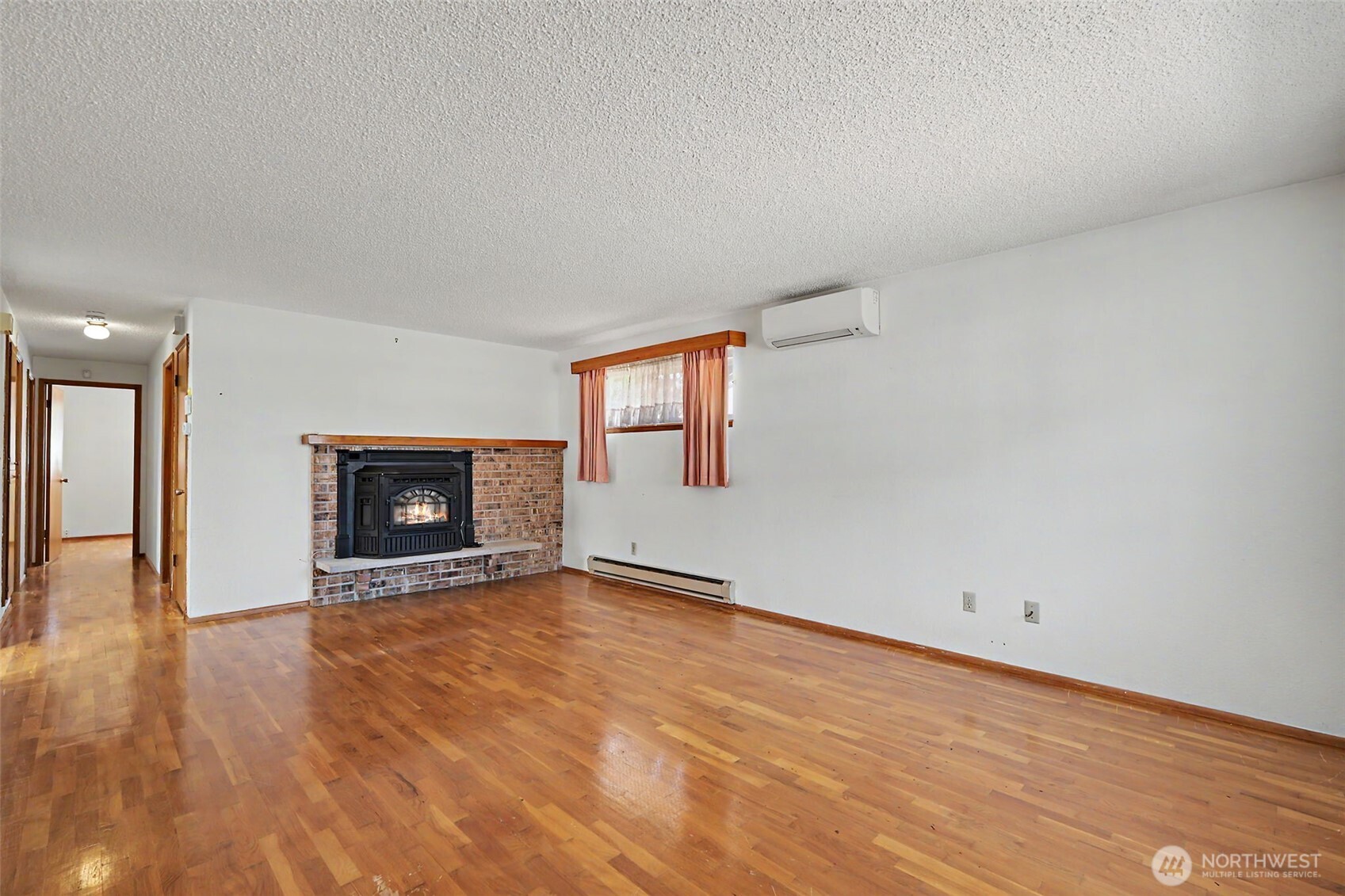 4418 S 49th Street Property Photo 5