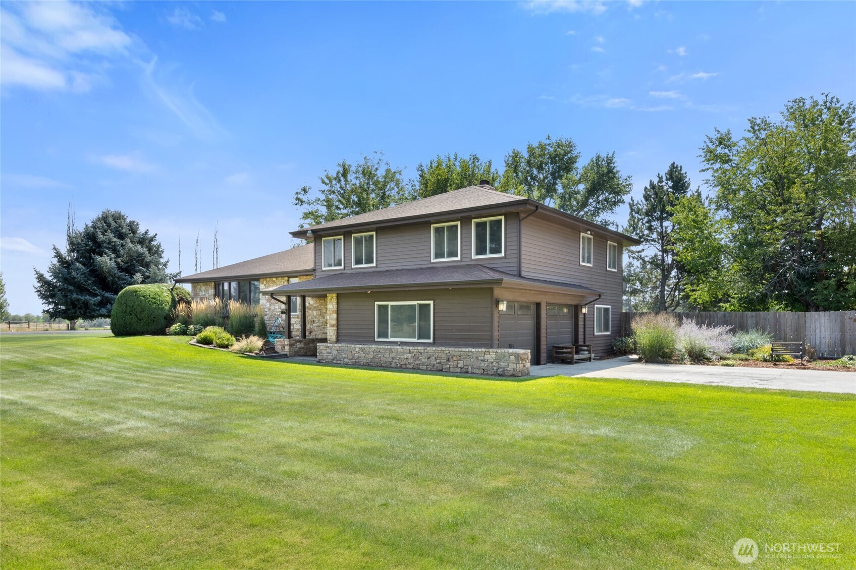 10755 Se Dune Lake Loop Property Photo 3