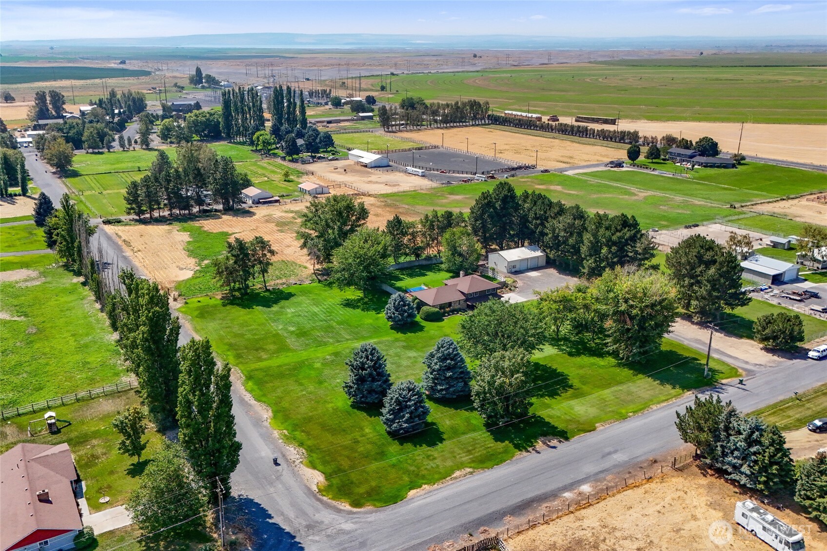10755 Se Dune Lake Loop Property Photo 4