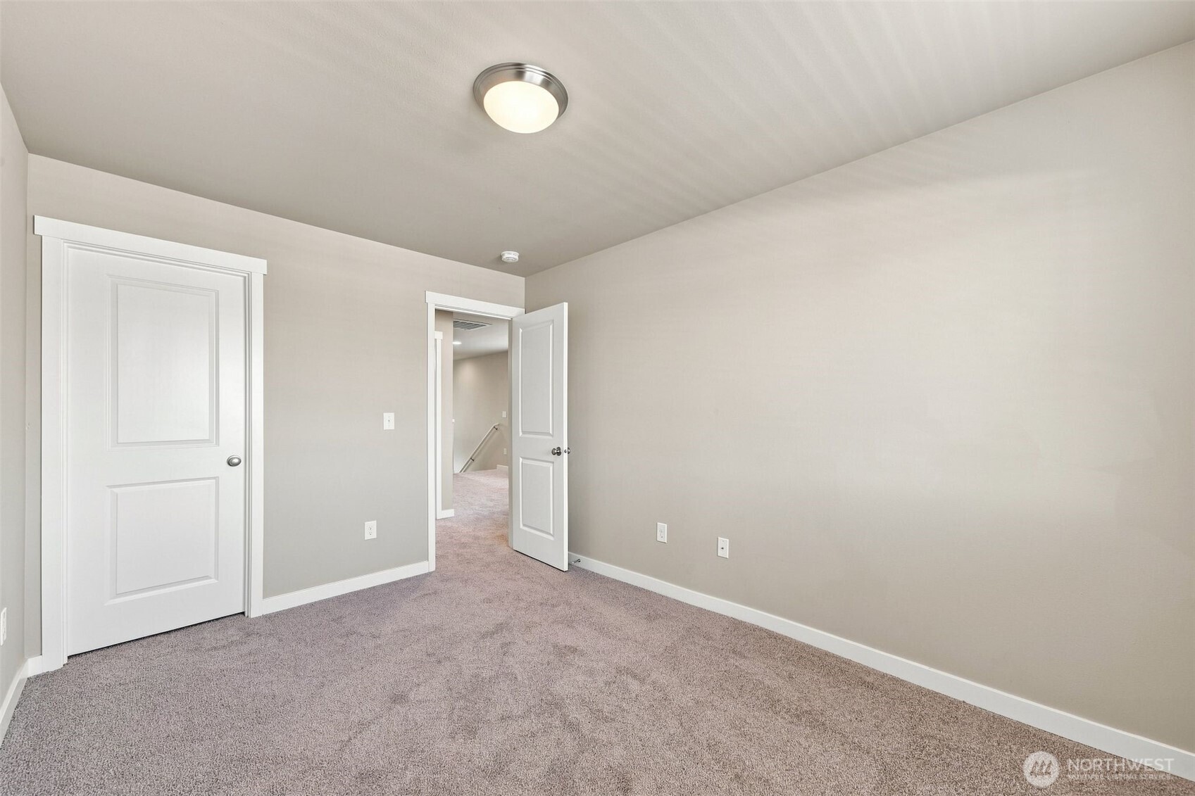 1433 E 48th Street Property Photo 30