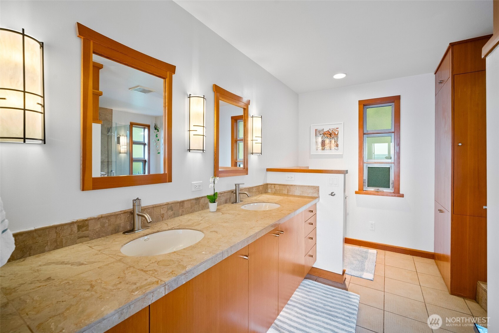 106 N State Street Property Photo 21