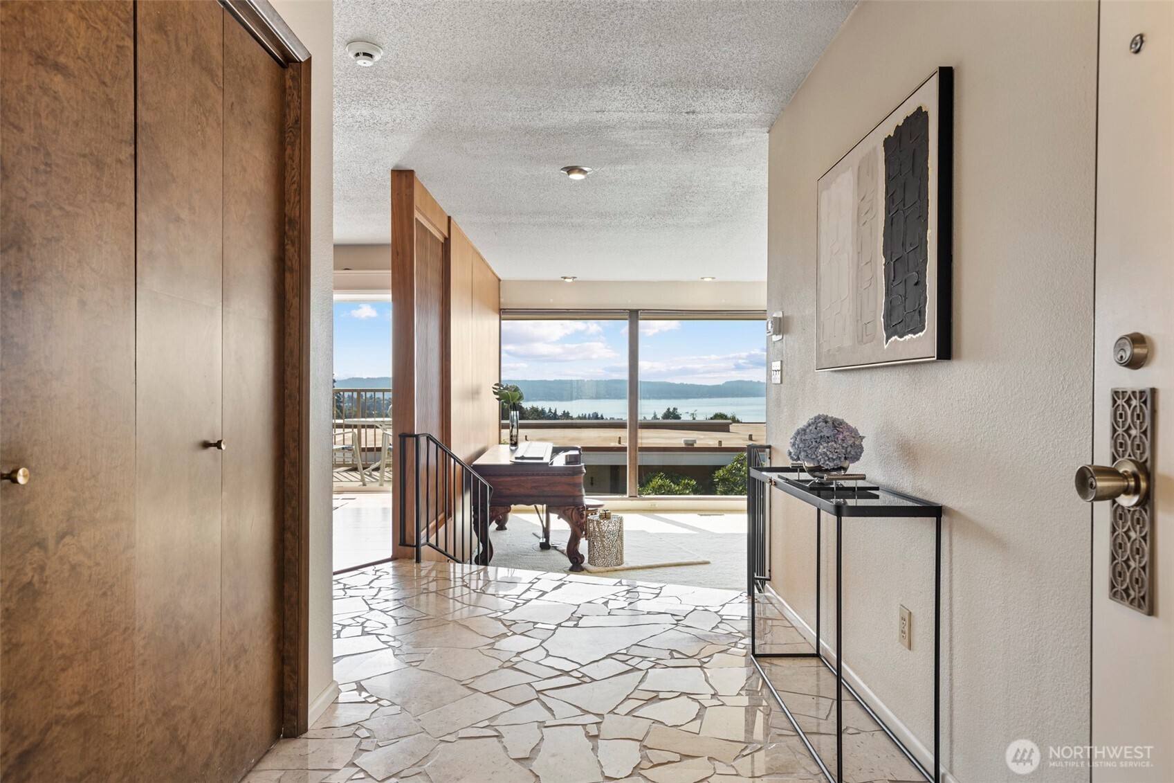 7614 19th Street Property Photo 4