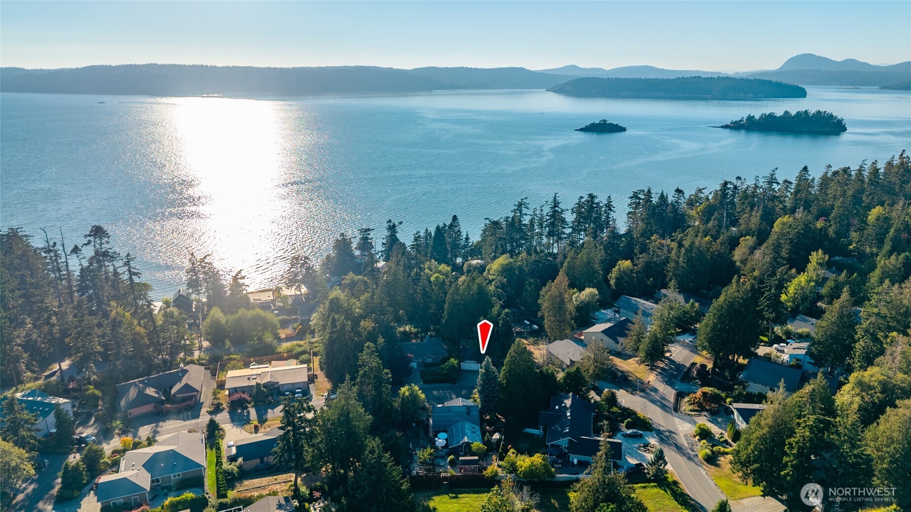 728 Tillamuk Drive Property Photo 4