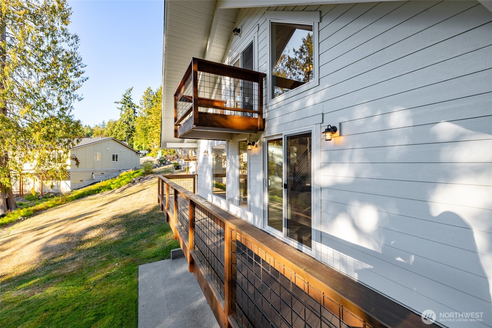 728 Tillamuk Drive Property Photo 33