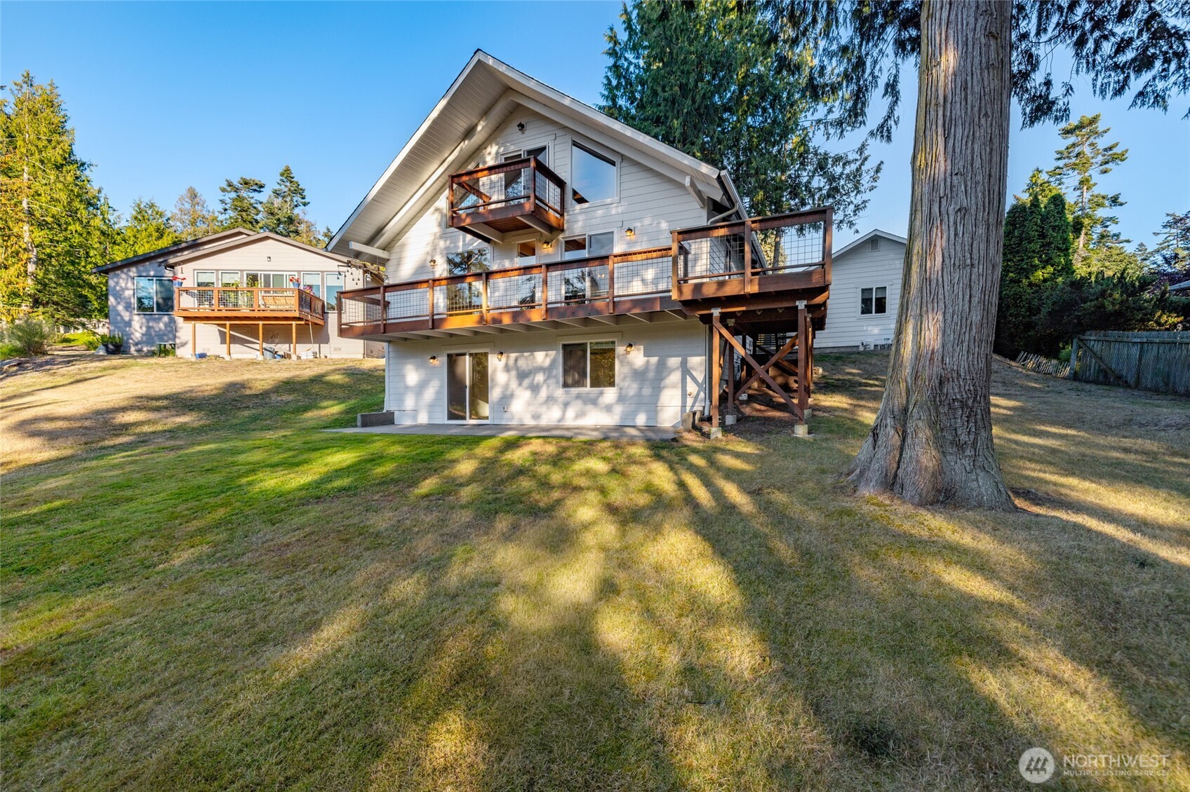 728 Tillamuk Drive Property Photo 34