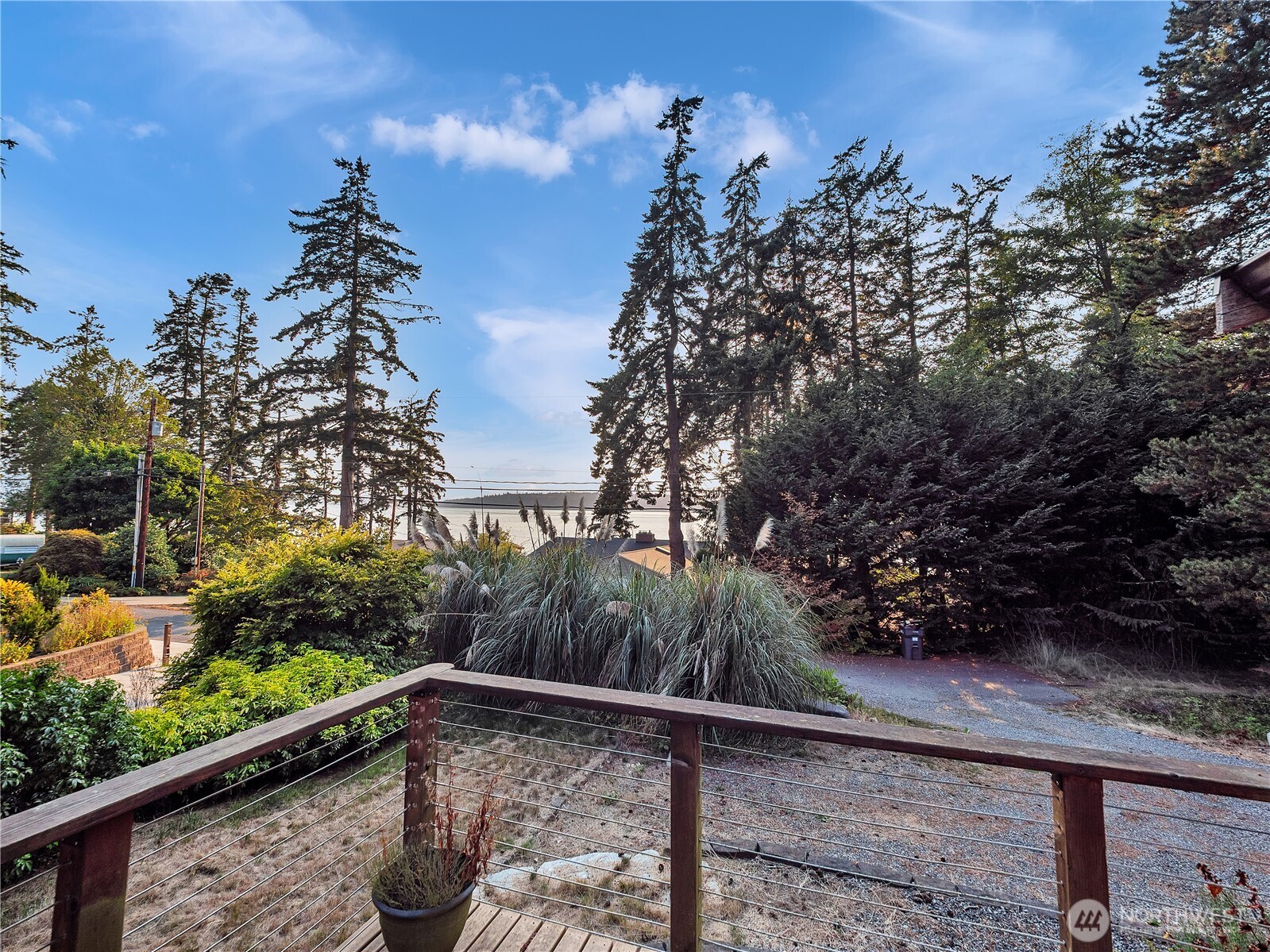 17261 Golden View Avenue Property Photo 12