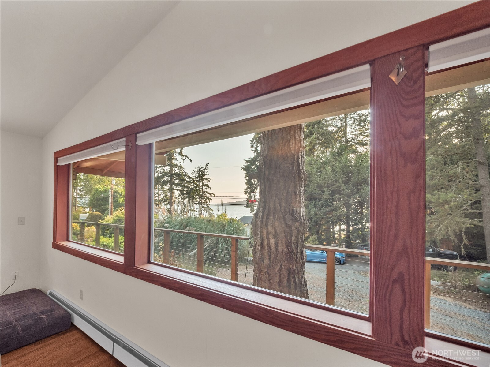 17261 Golden View Avenue Property Photo 15