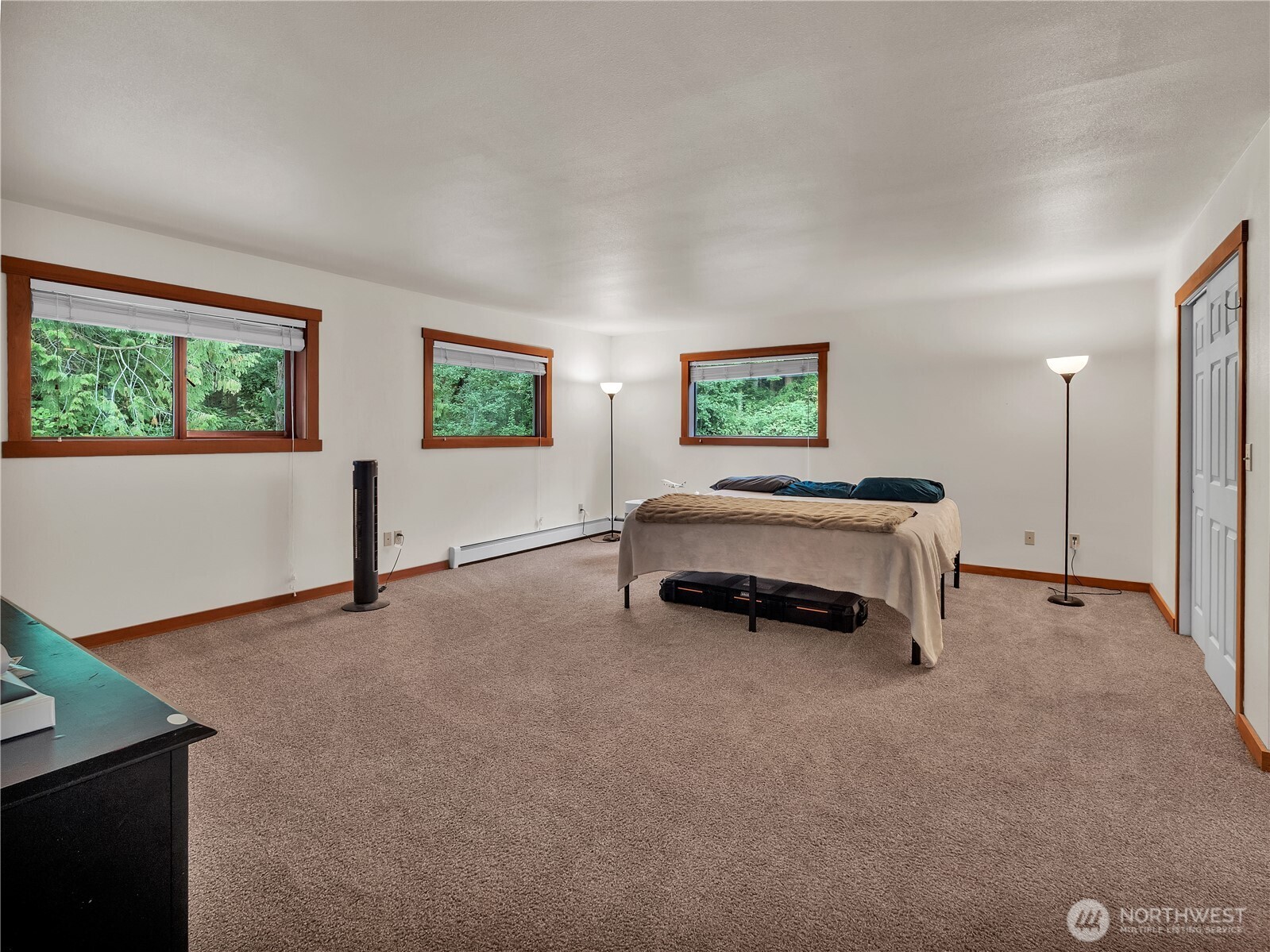 17261 Golden View Avenue Property Photo 19
