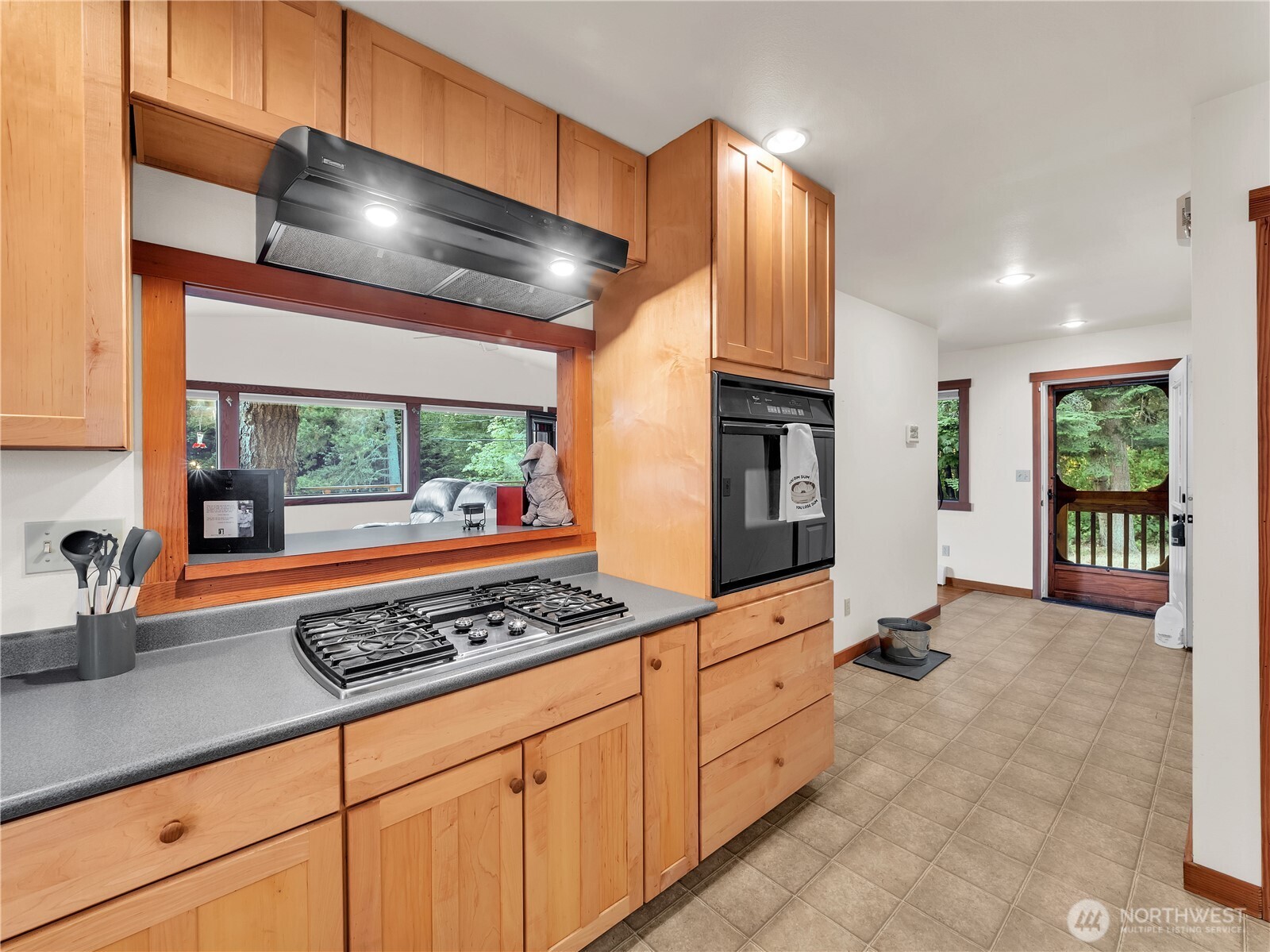 17261 Golden View Avenue Property Photo 25