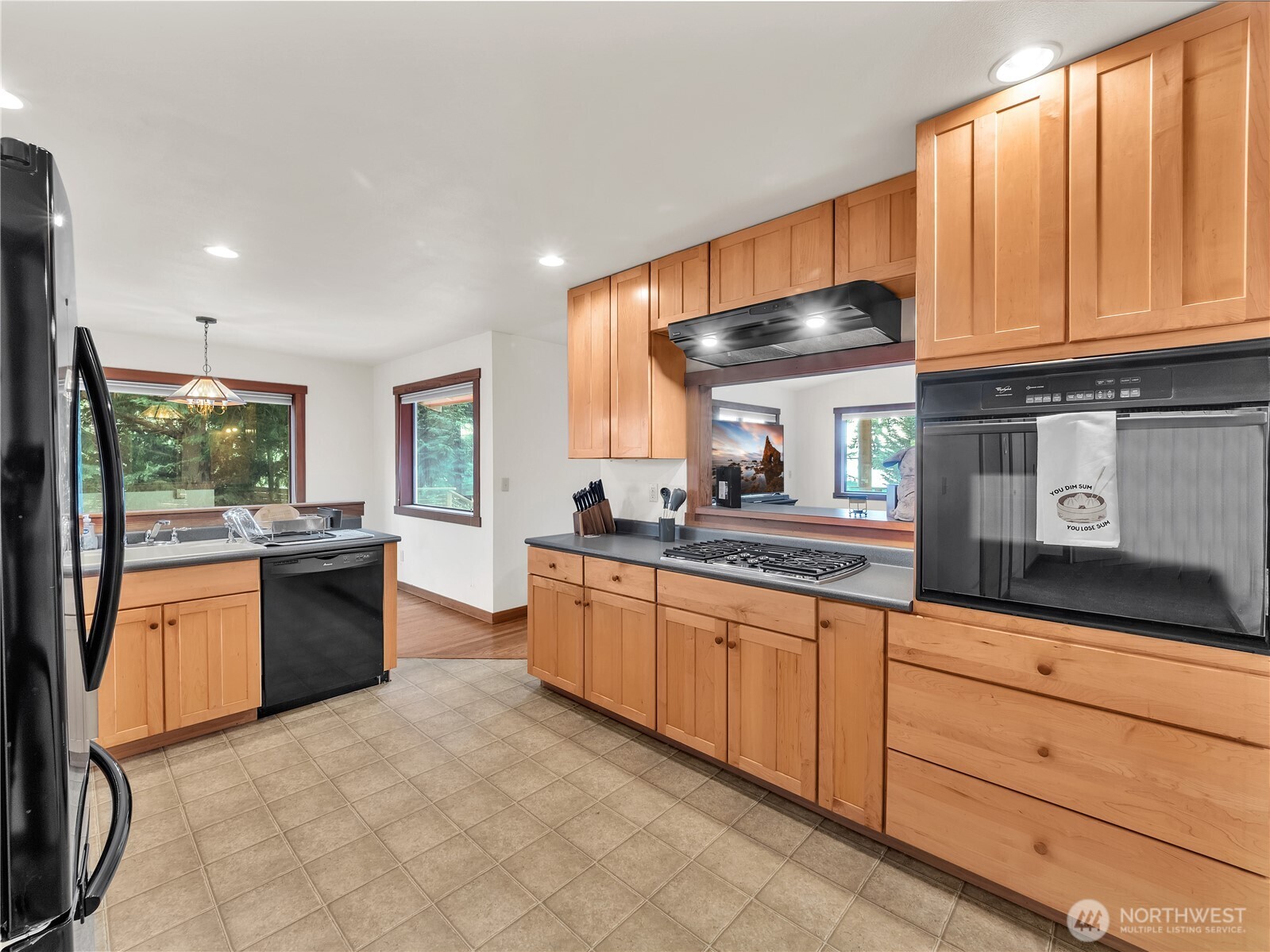 17261 Golden View Avenue Property Photo 26