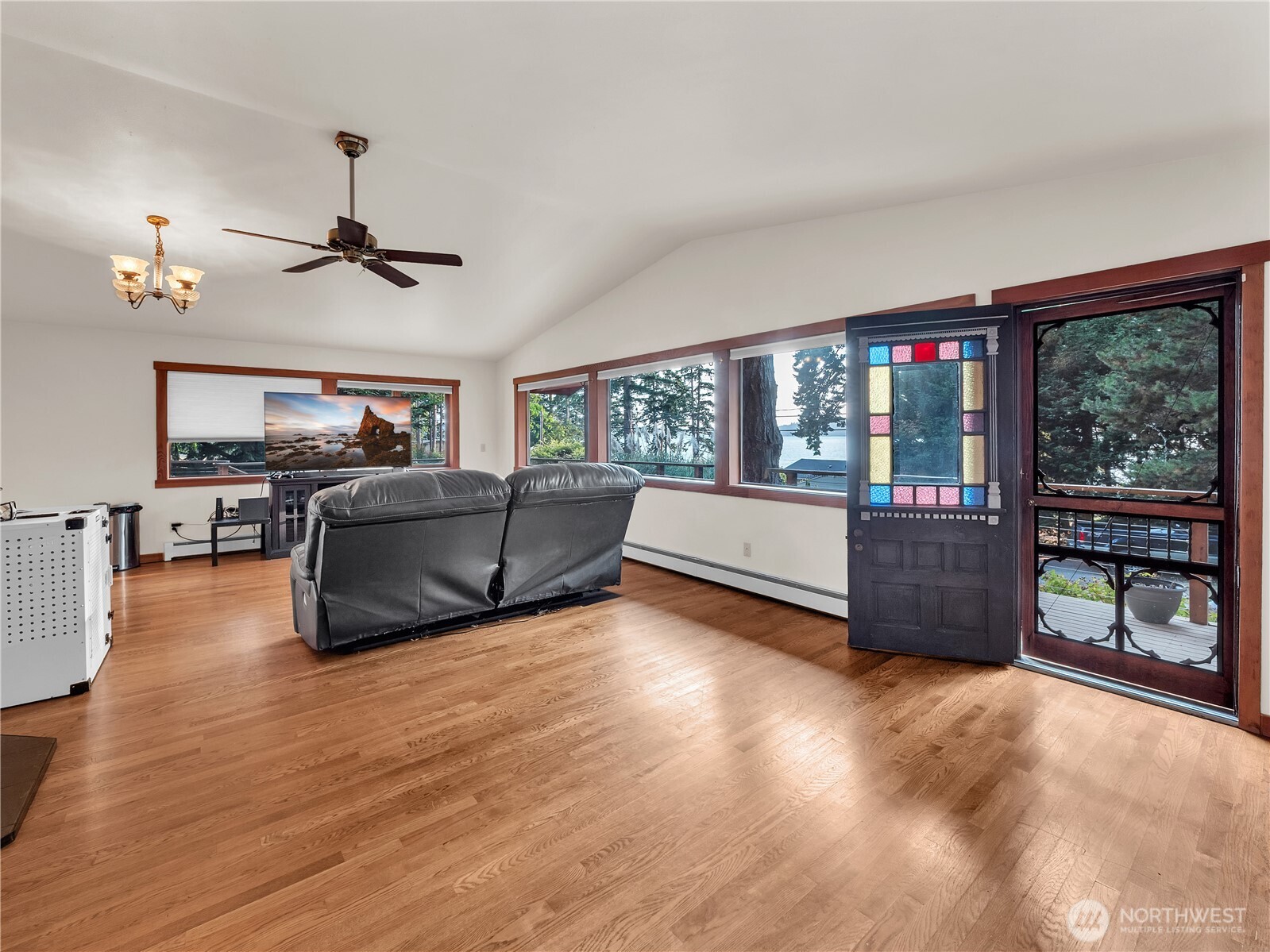 17261 Golden View Avenue Property Photo 33