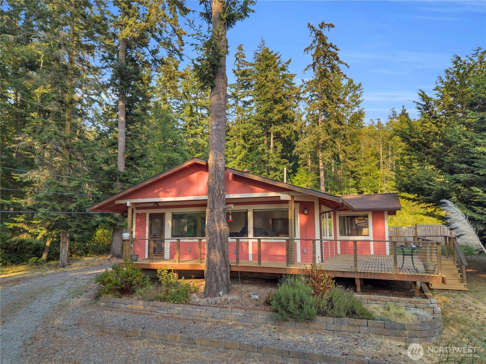 17261 Golden View Avenue Property Photo 39