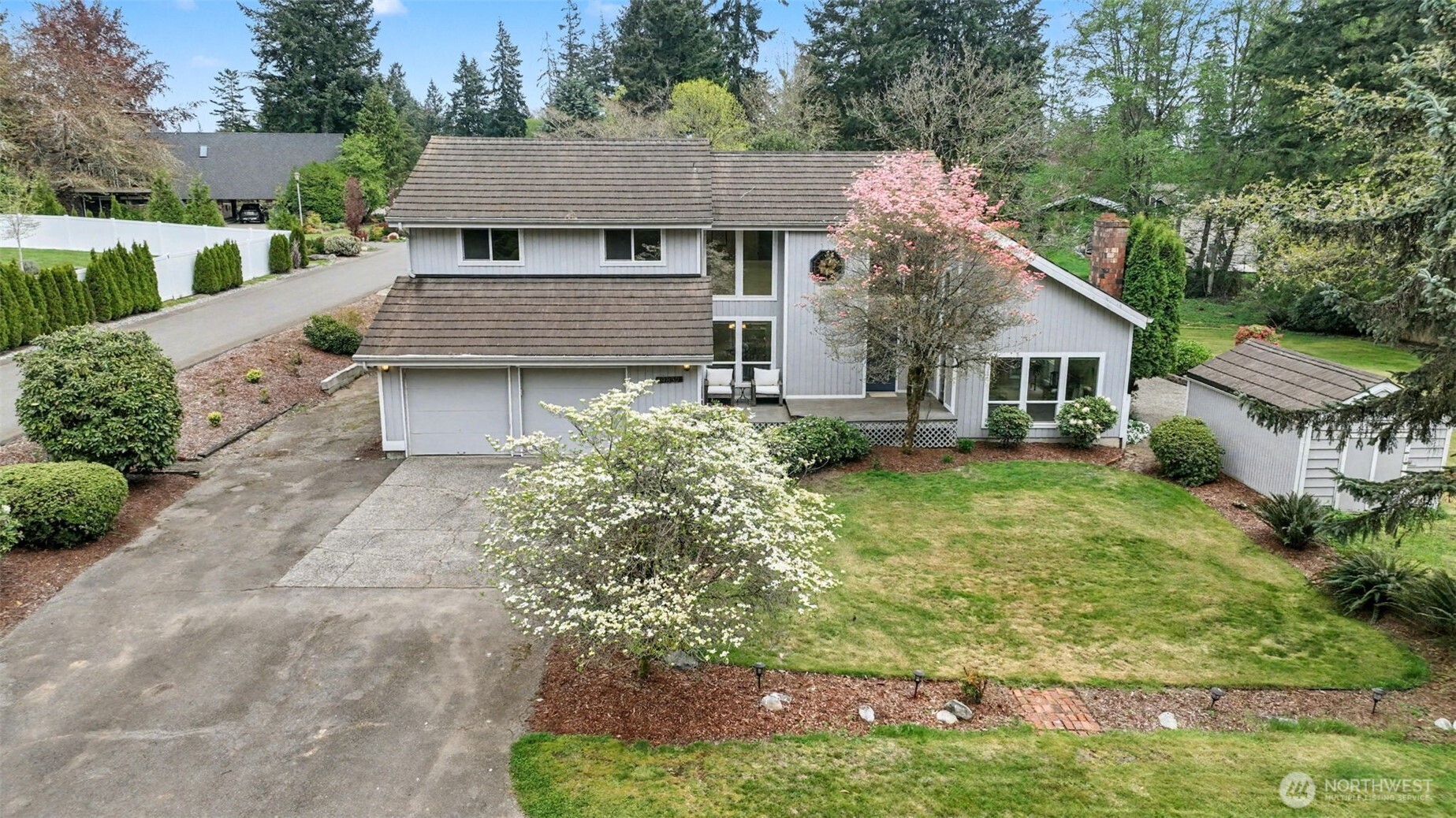 19832 156th Avenue Property Photo 3