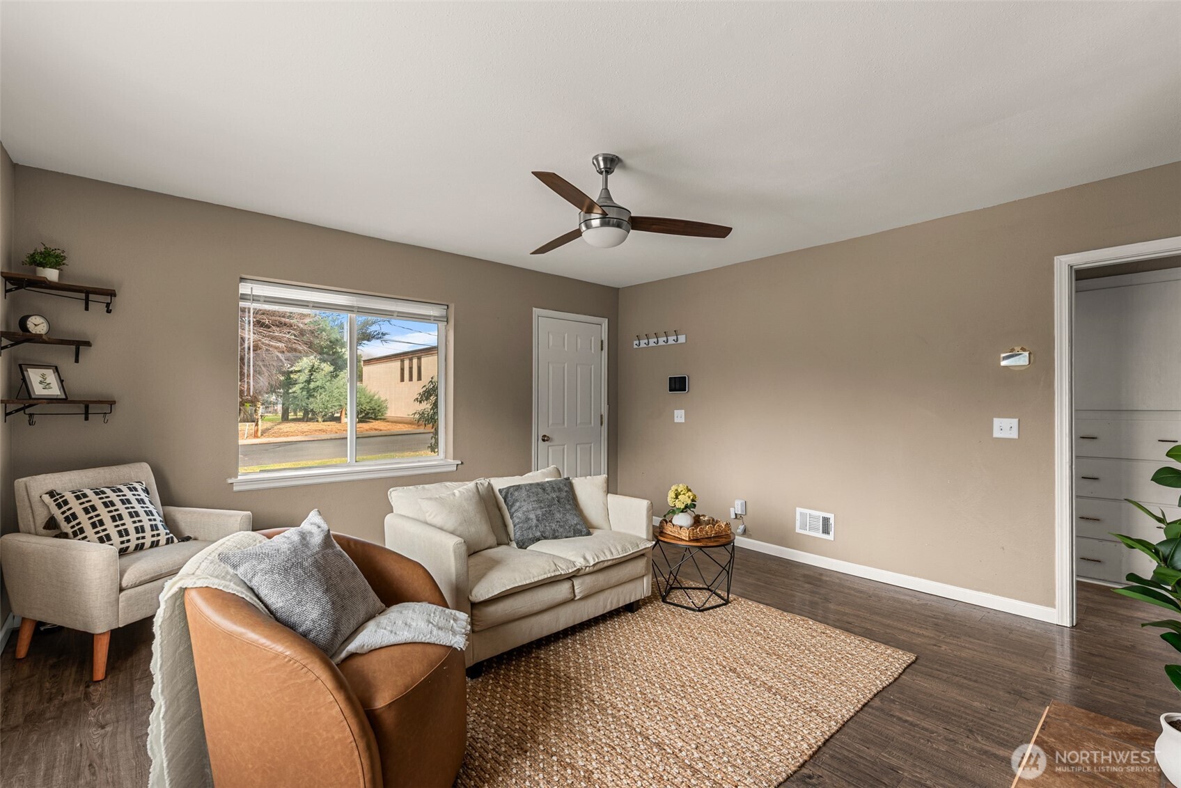 1357 Monitor Street Property Photo 4