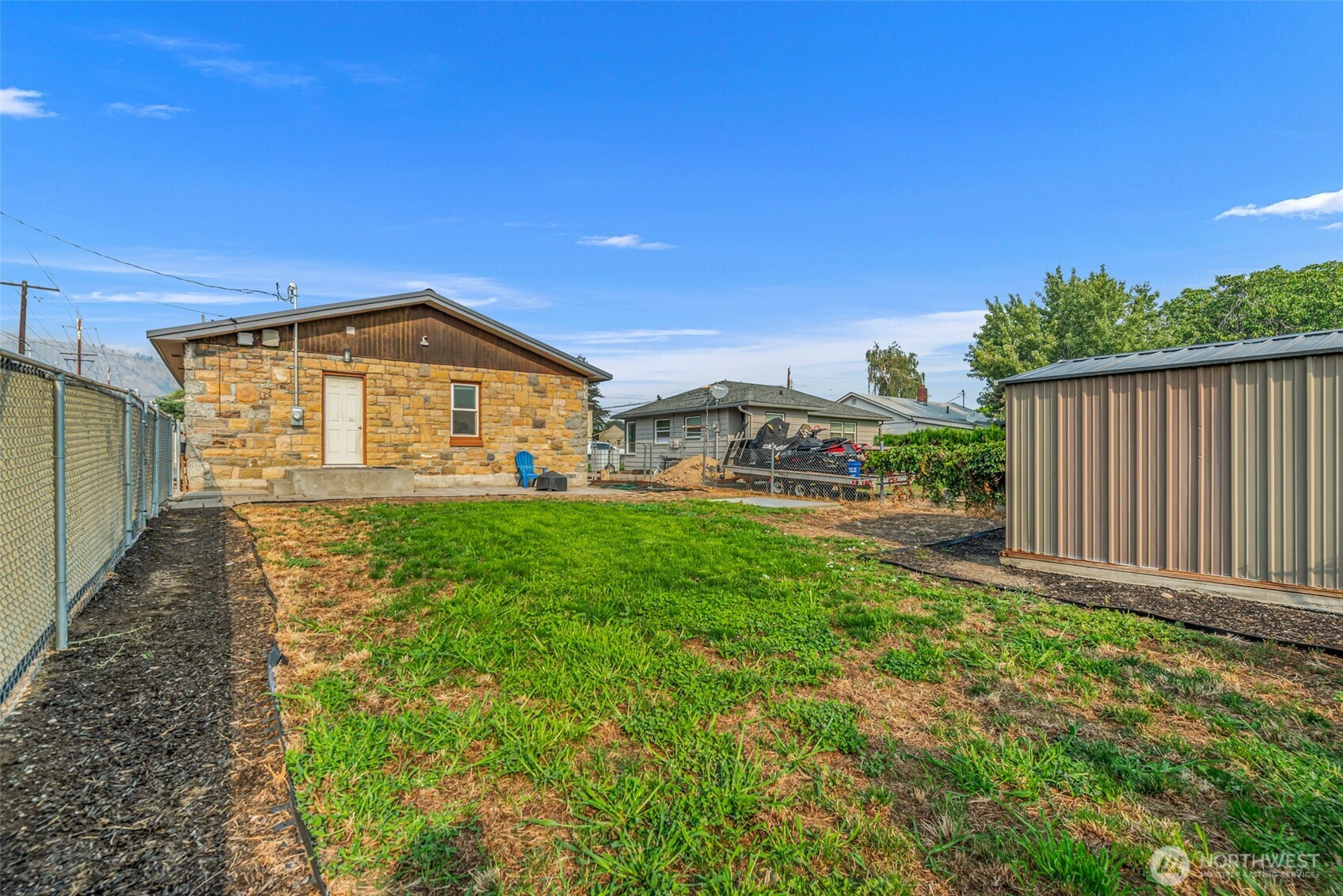 1357 Monitor Street Property Photo 22