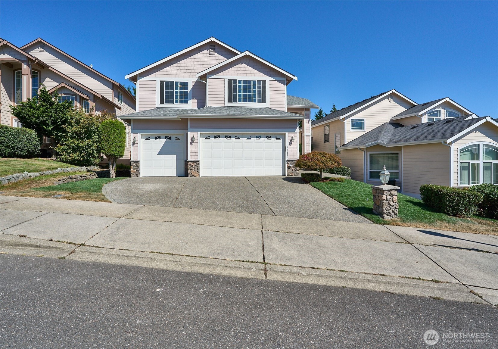 11912 Se 240th Place Property Photo 2