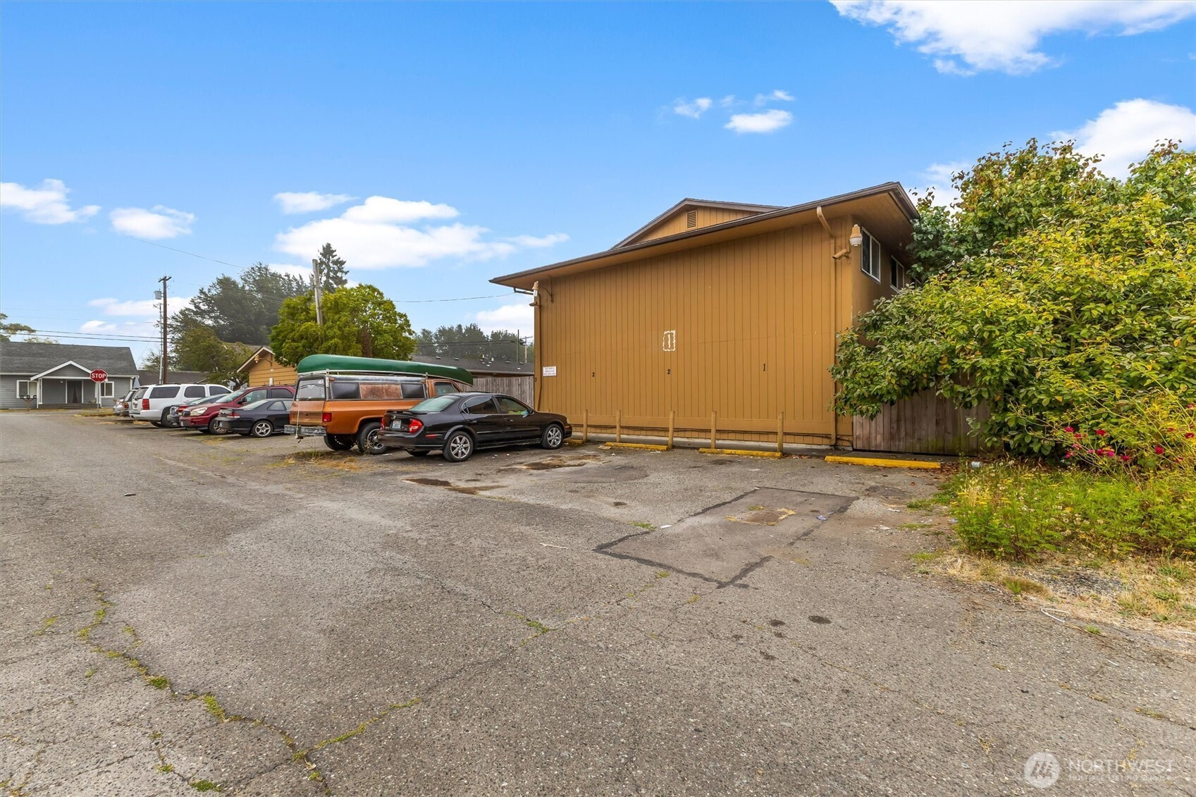 1955 Eaton Avenue Property Photo 11