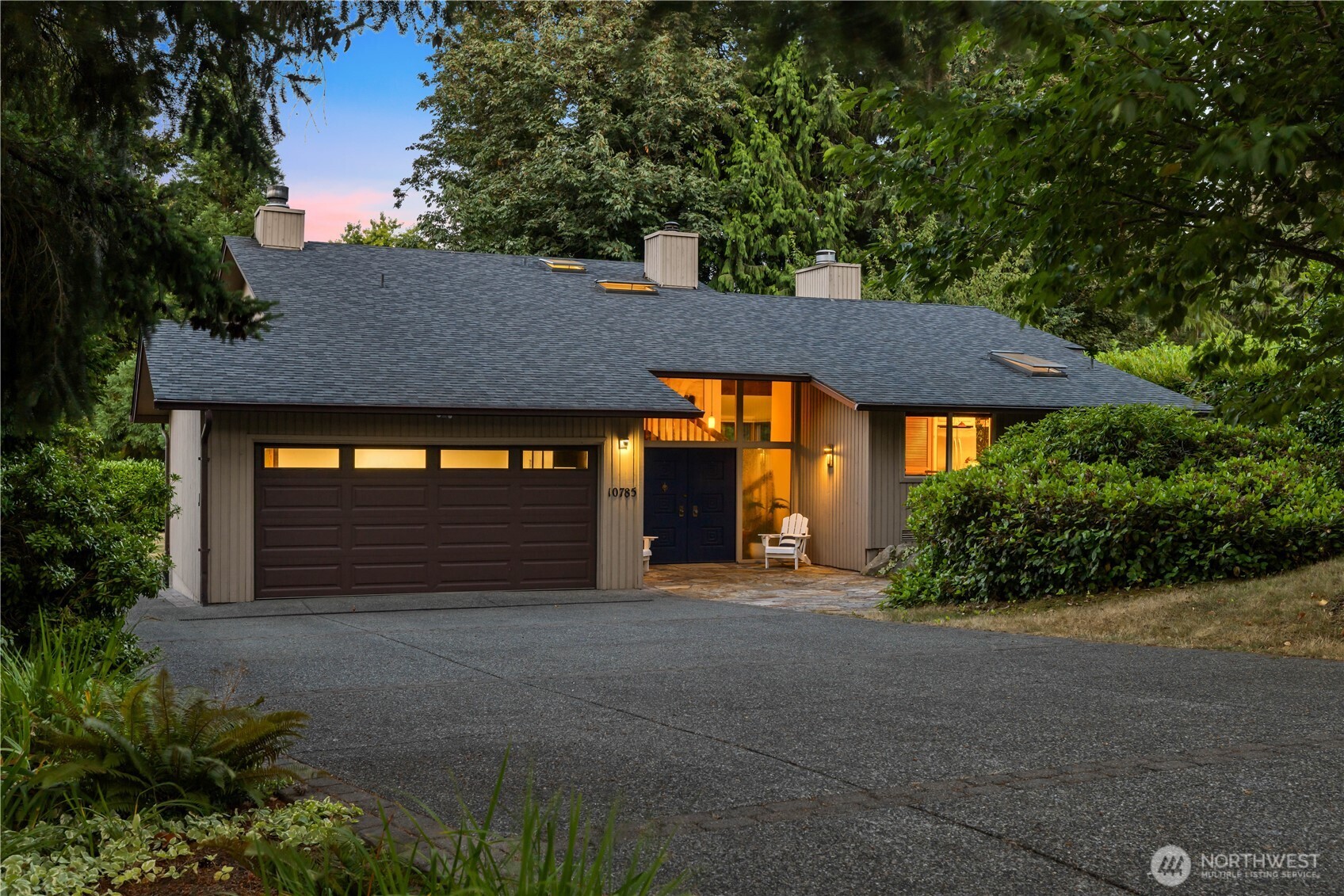 10785 Bill Point Crest Property Photo 5