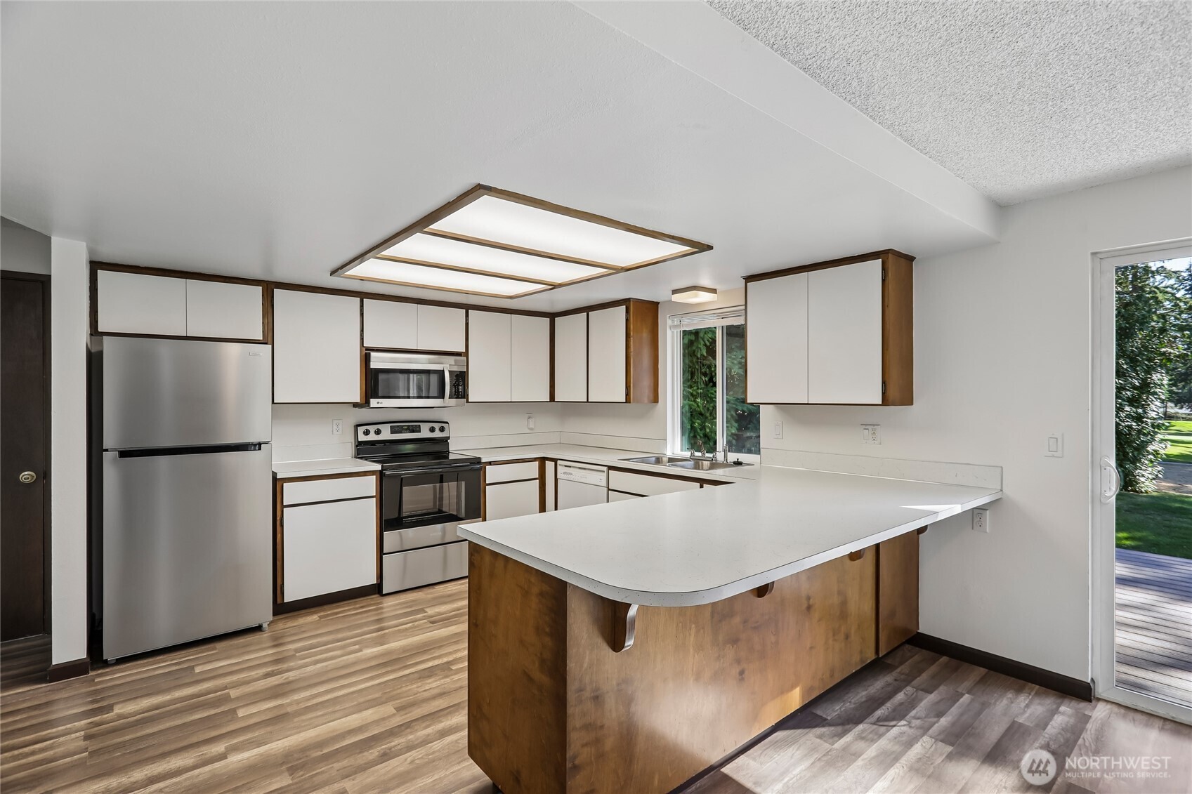 241 Mackenzie Drive Property Photo 12