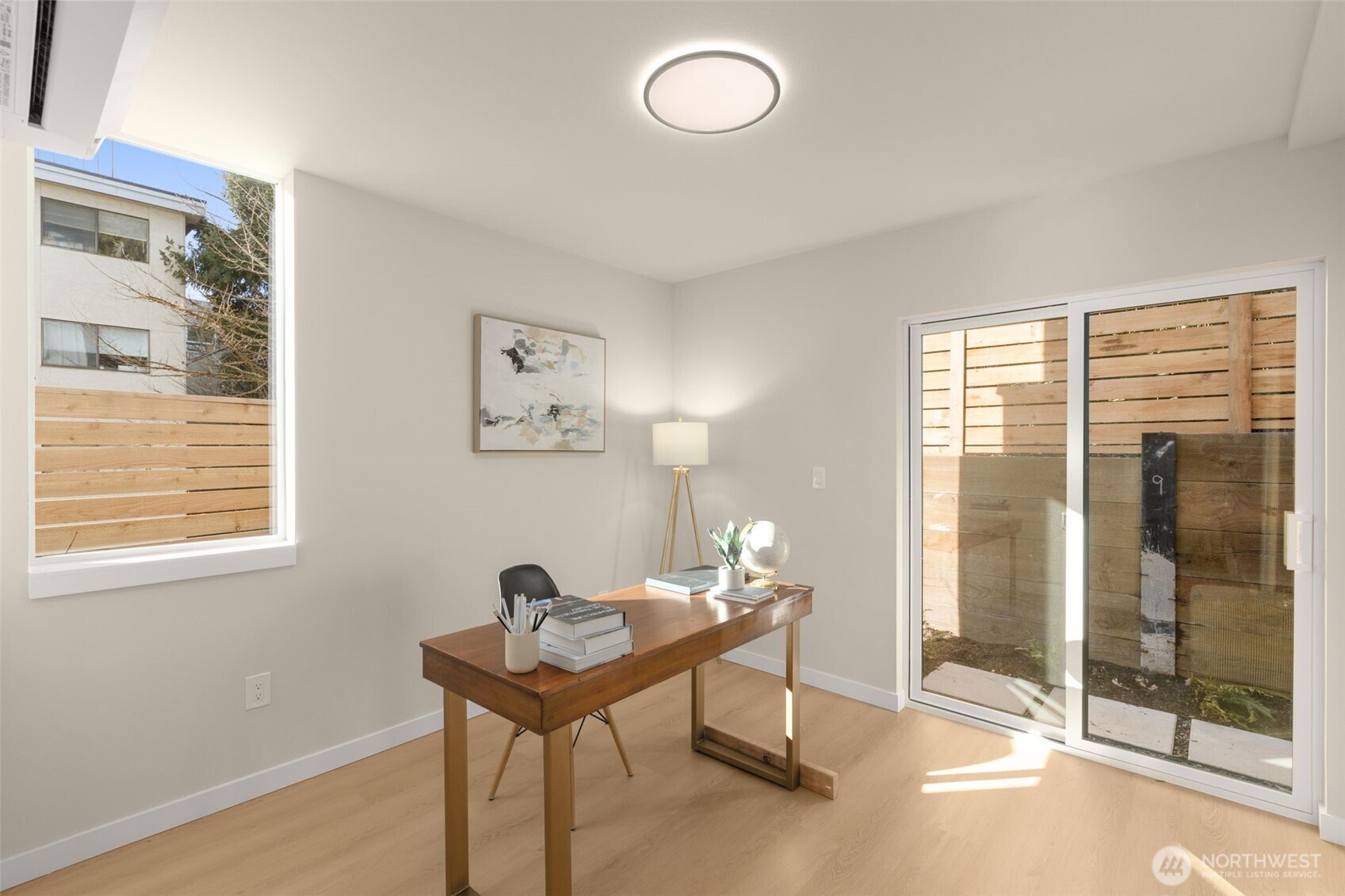 1014 C Ne 70th Street C Property Photo 15