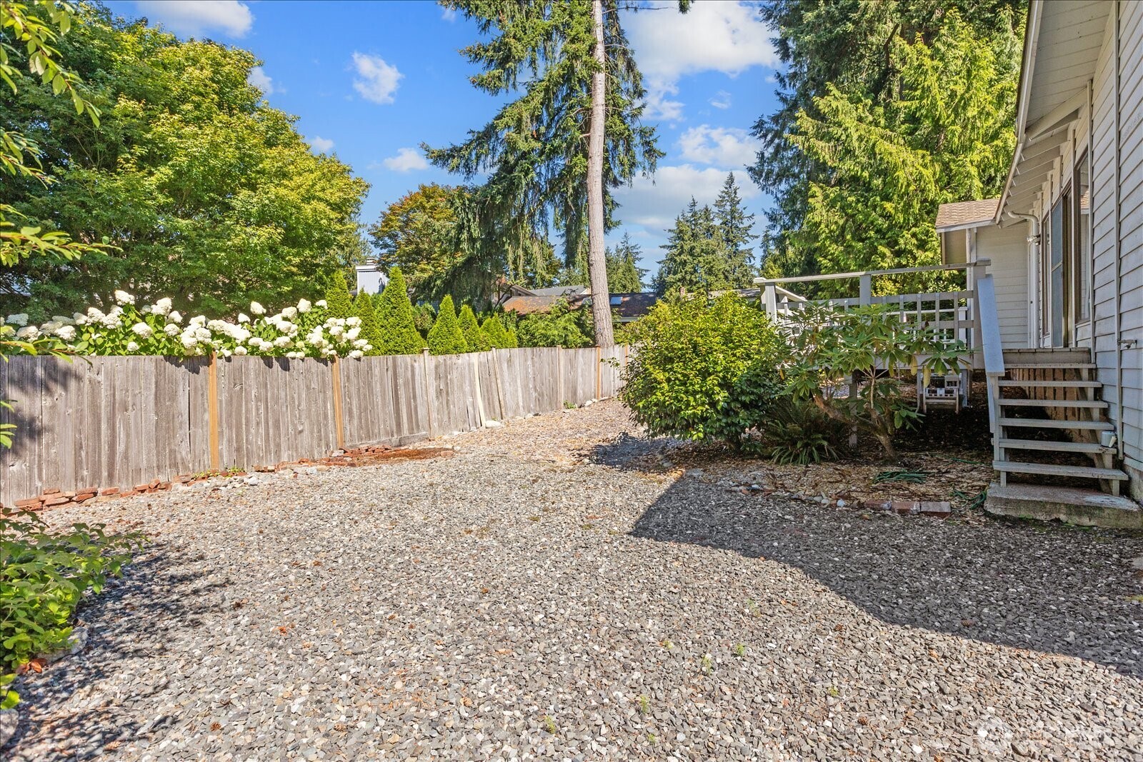 9113 186th Place Property Photo 34