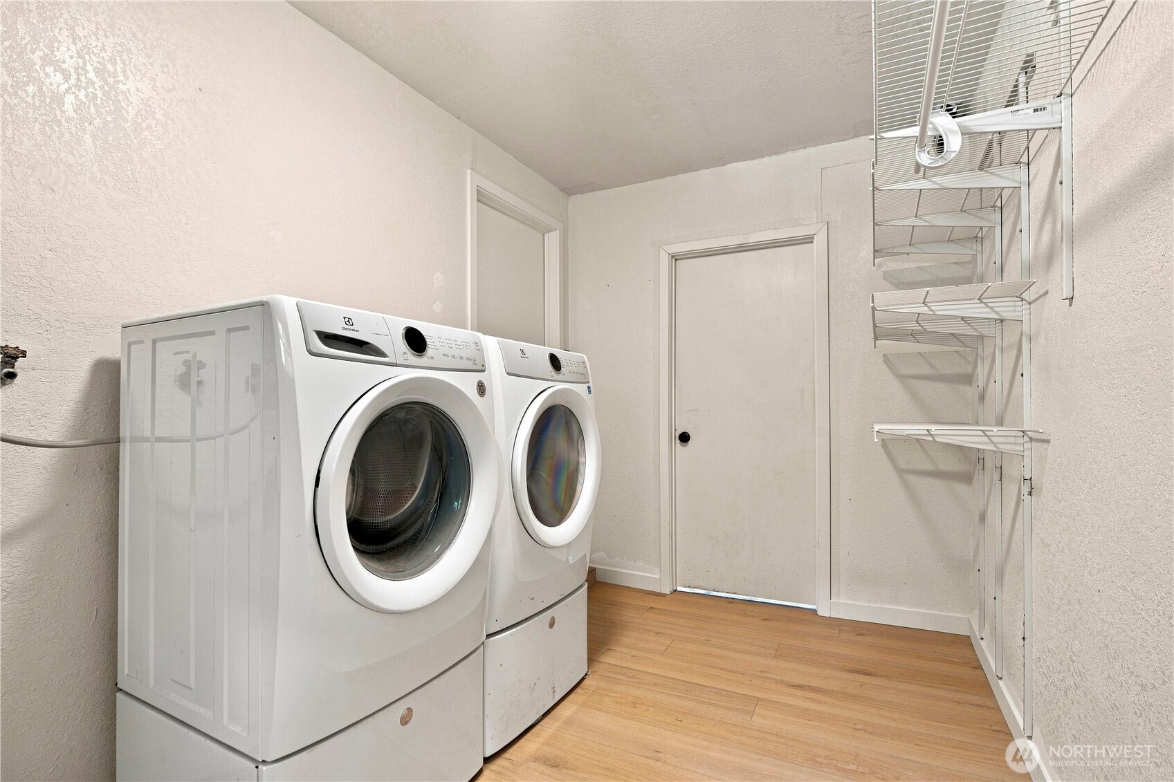 13430 33rd Place Unit B Property Photo 18