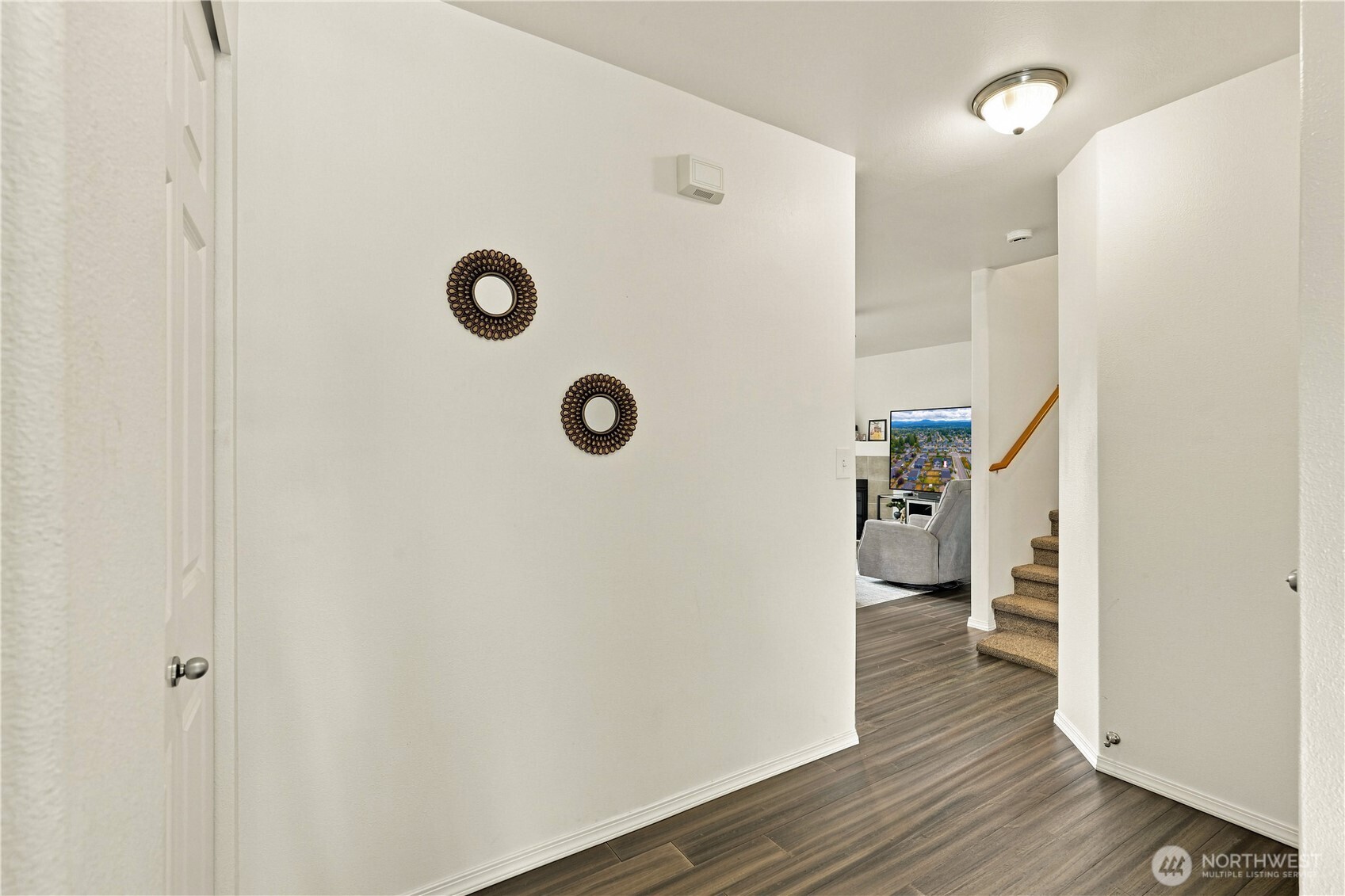 11243 30th Street Property Photo 4