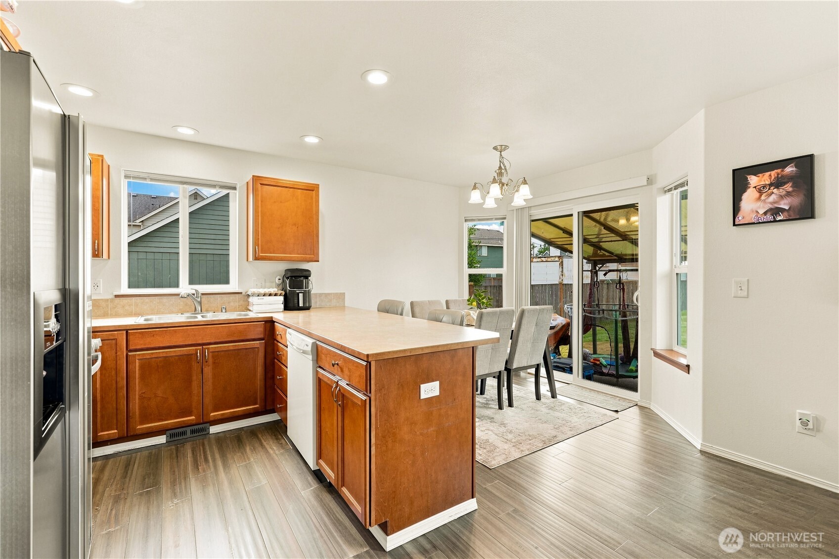 11243 30th Street Property Photo 10