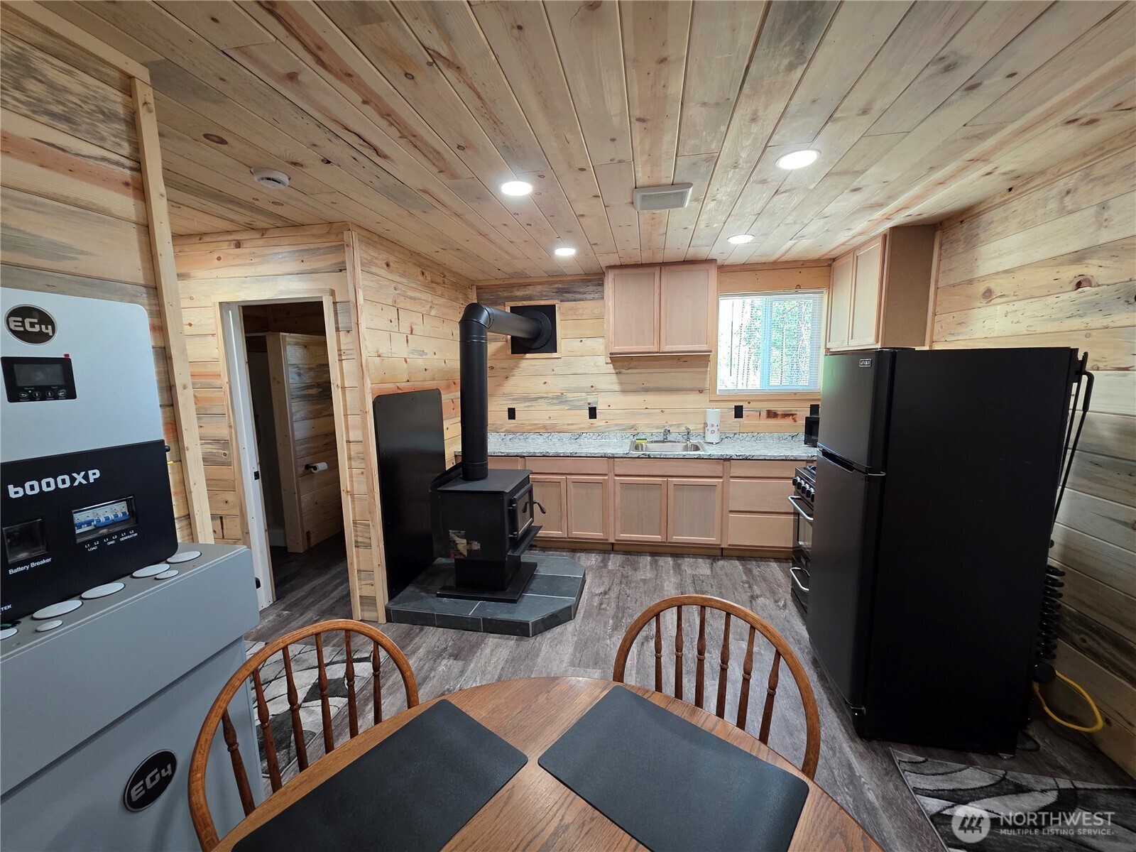 147 W High Country Drive Property Photo 2