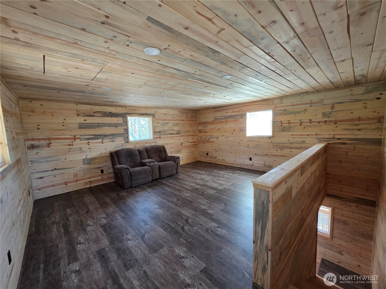 147 W High Country Drive Property Photo 5