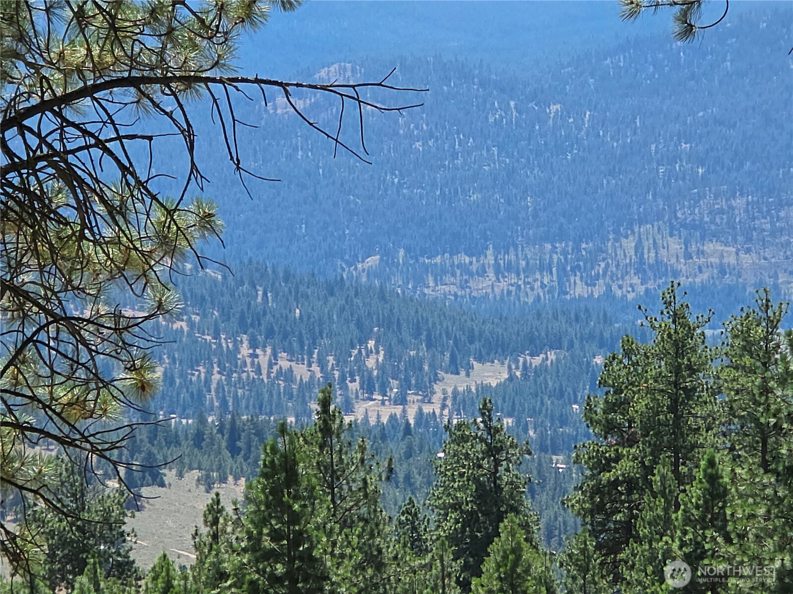 147 W High Country Drive Property Photo 9