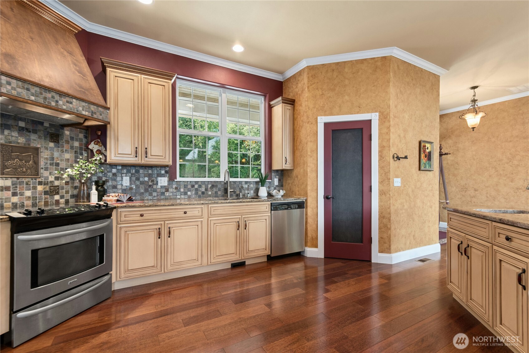 2 201st Avenue Property Photo 16