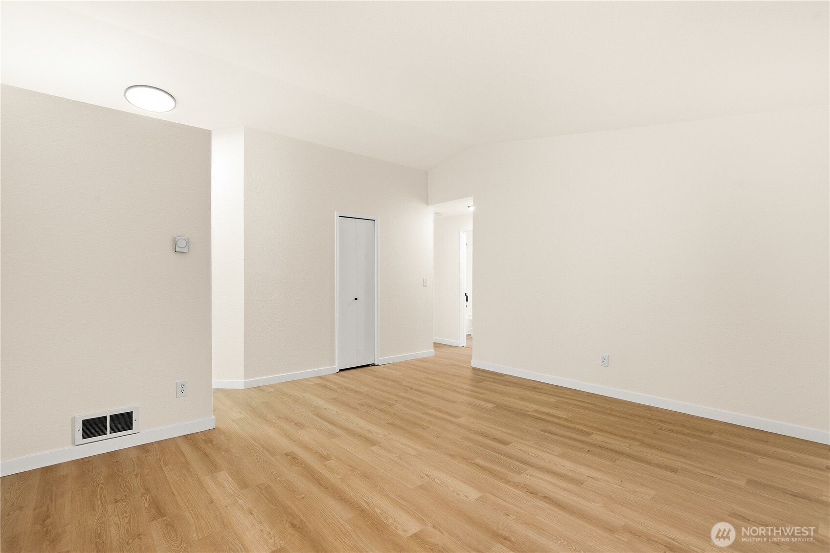 22607 Se 273rd Street Property Photo 5