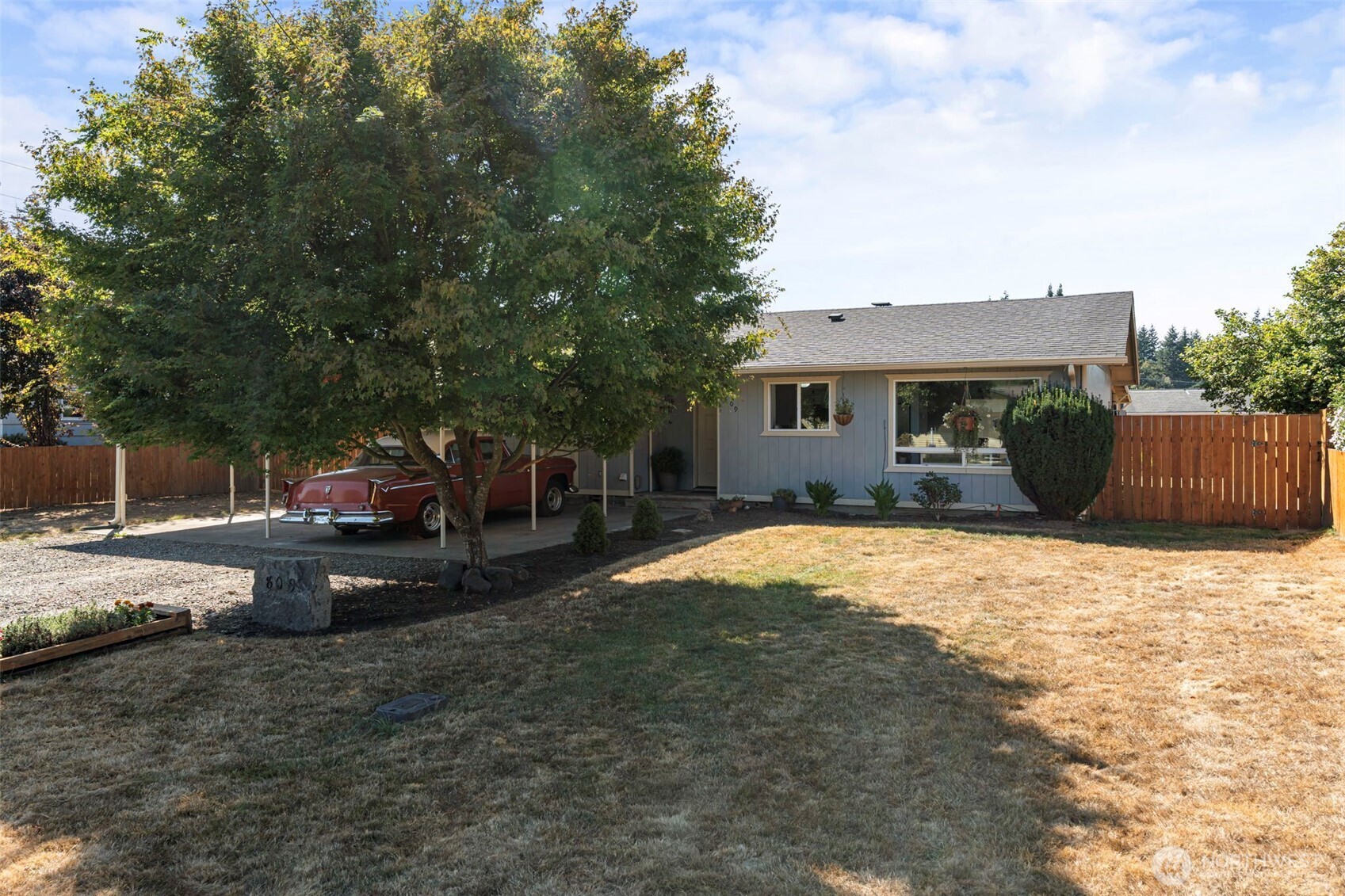 809 4th Avenue Property Photo 1
