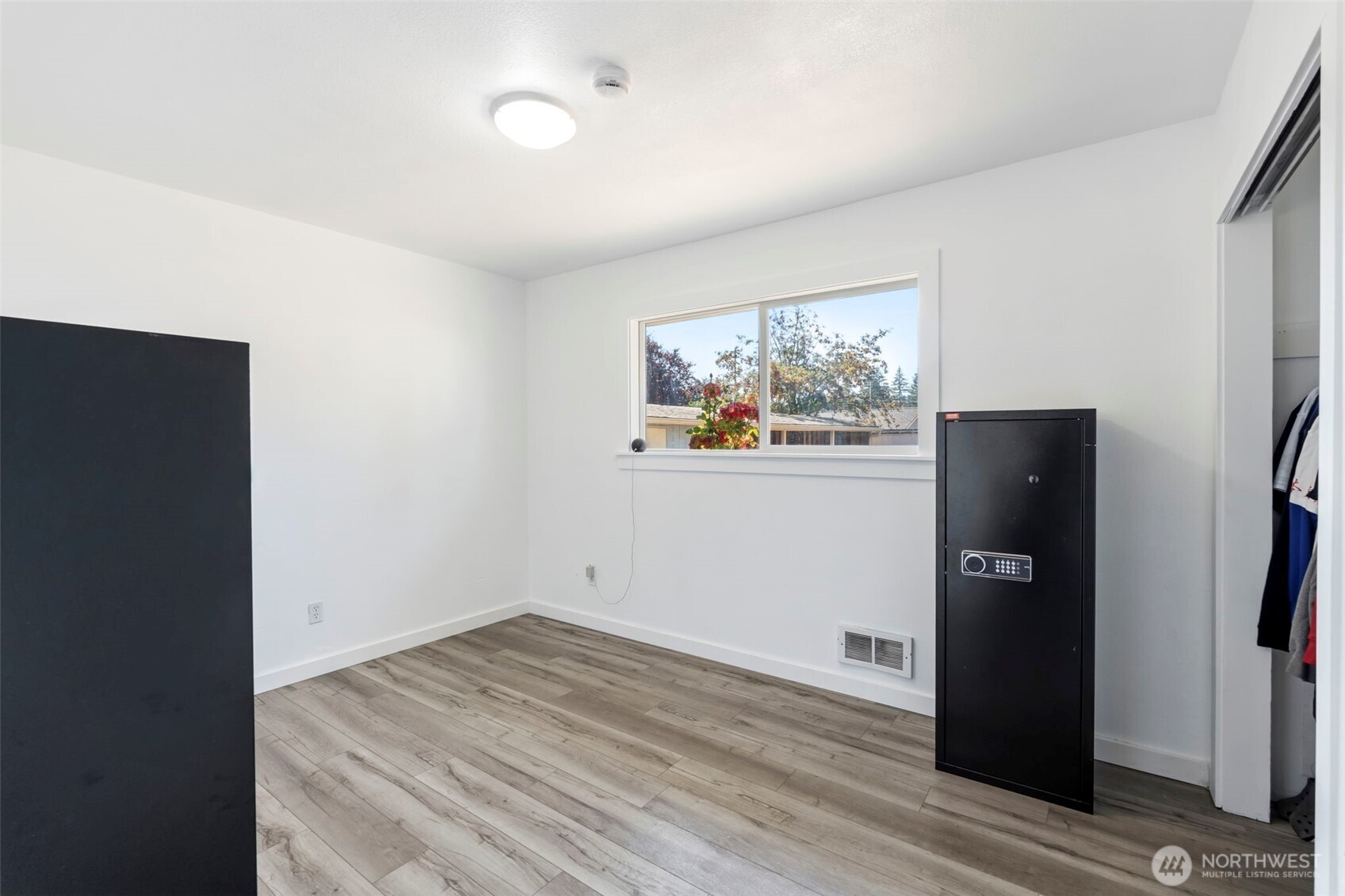 809 4th Avenue Property Photo 19