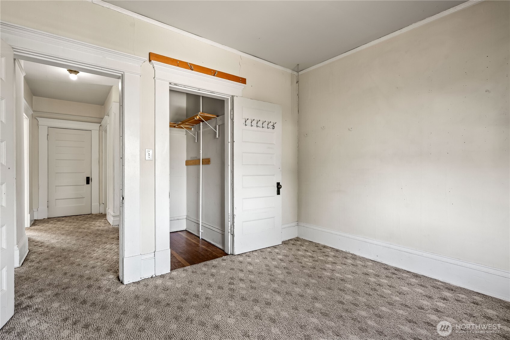 927 Jersey Street Property Photo 32