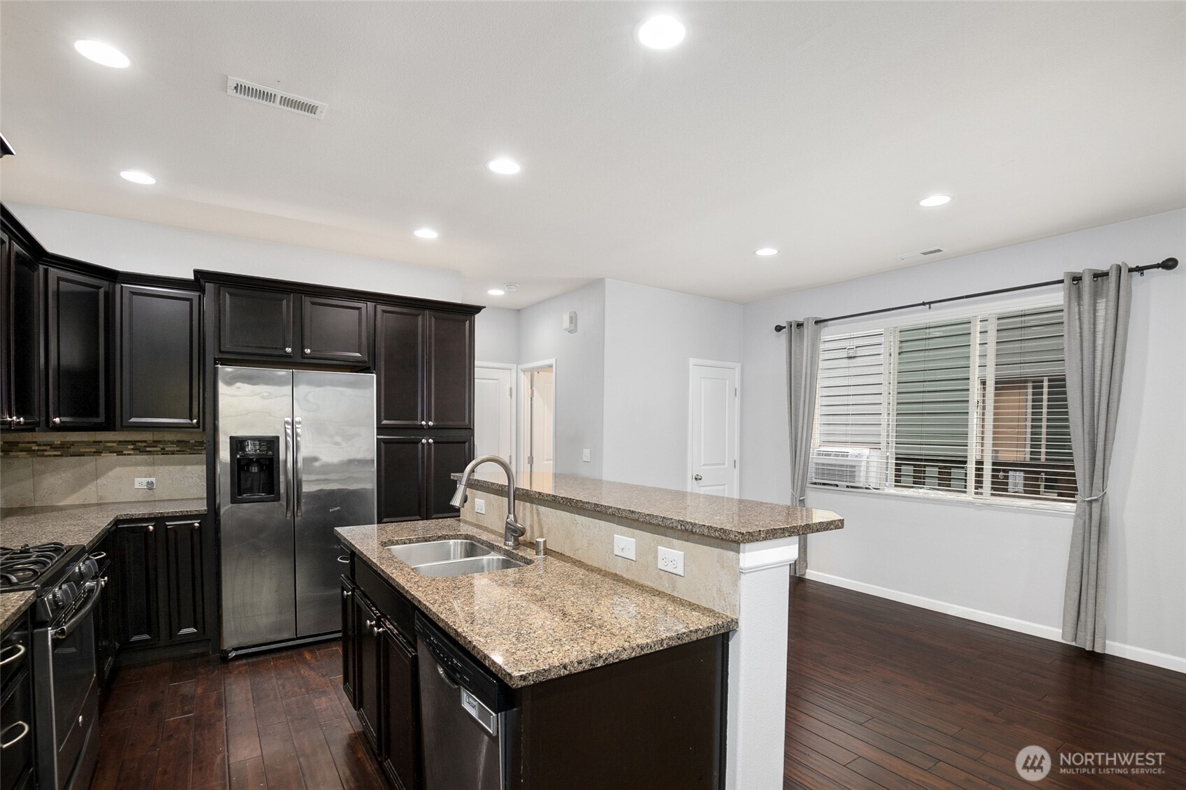 3235 15th Way Property Photo 10