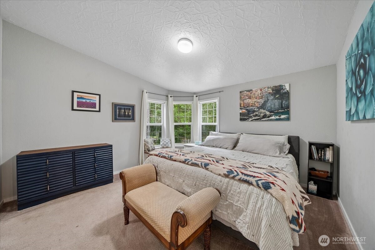 10517 Matthews Way Property Photo 24